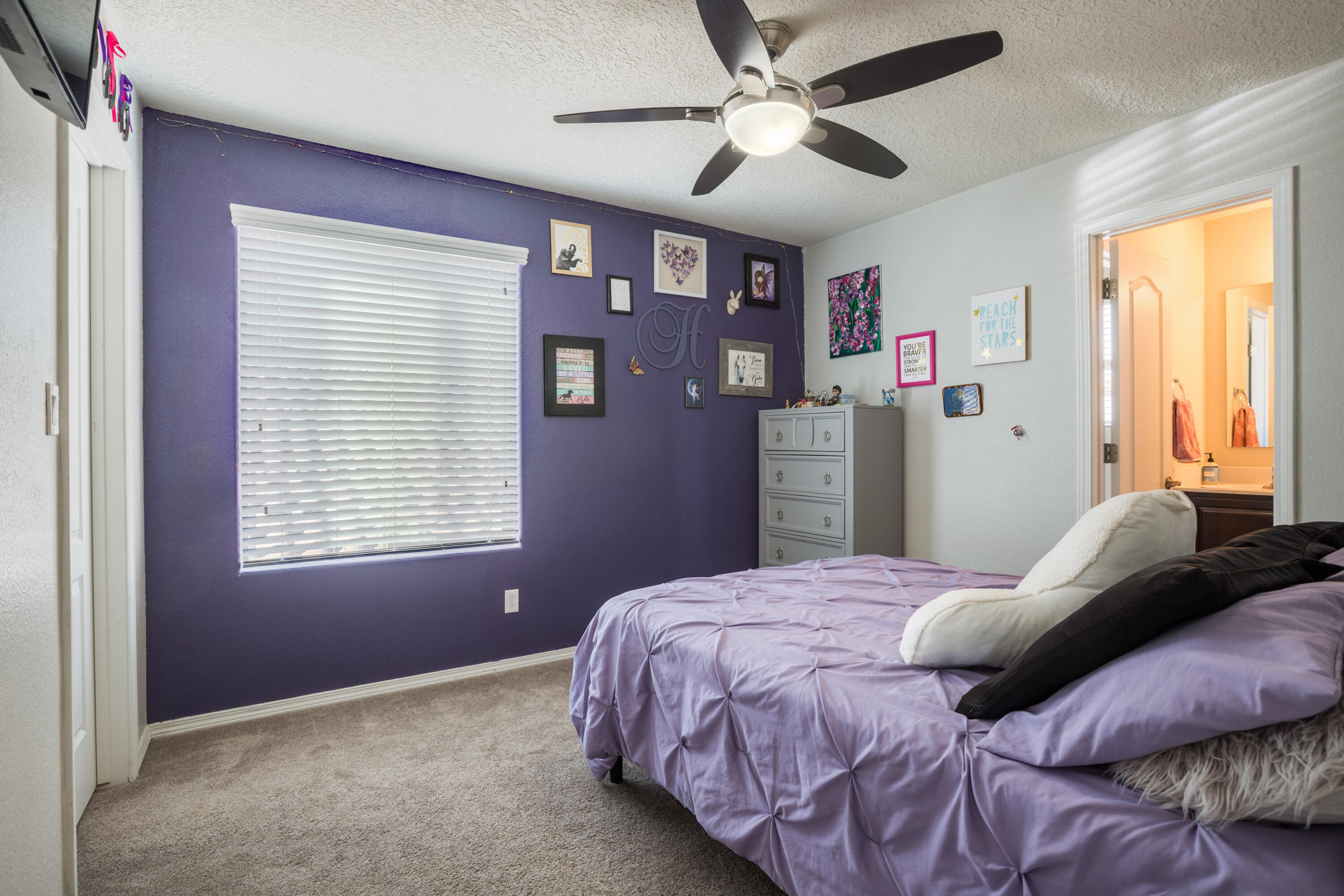 Photo 11 — 9528 Andesite Drive NW