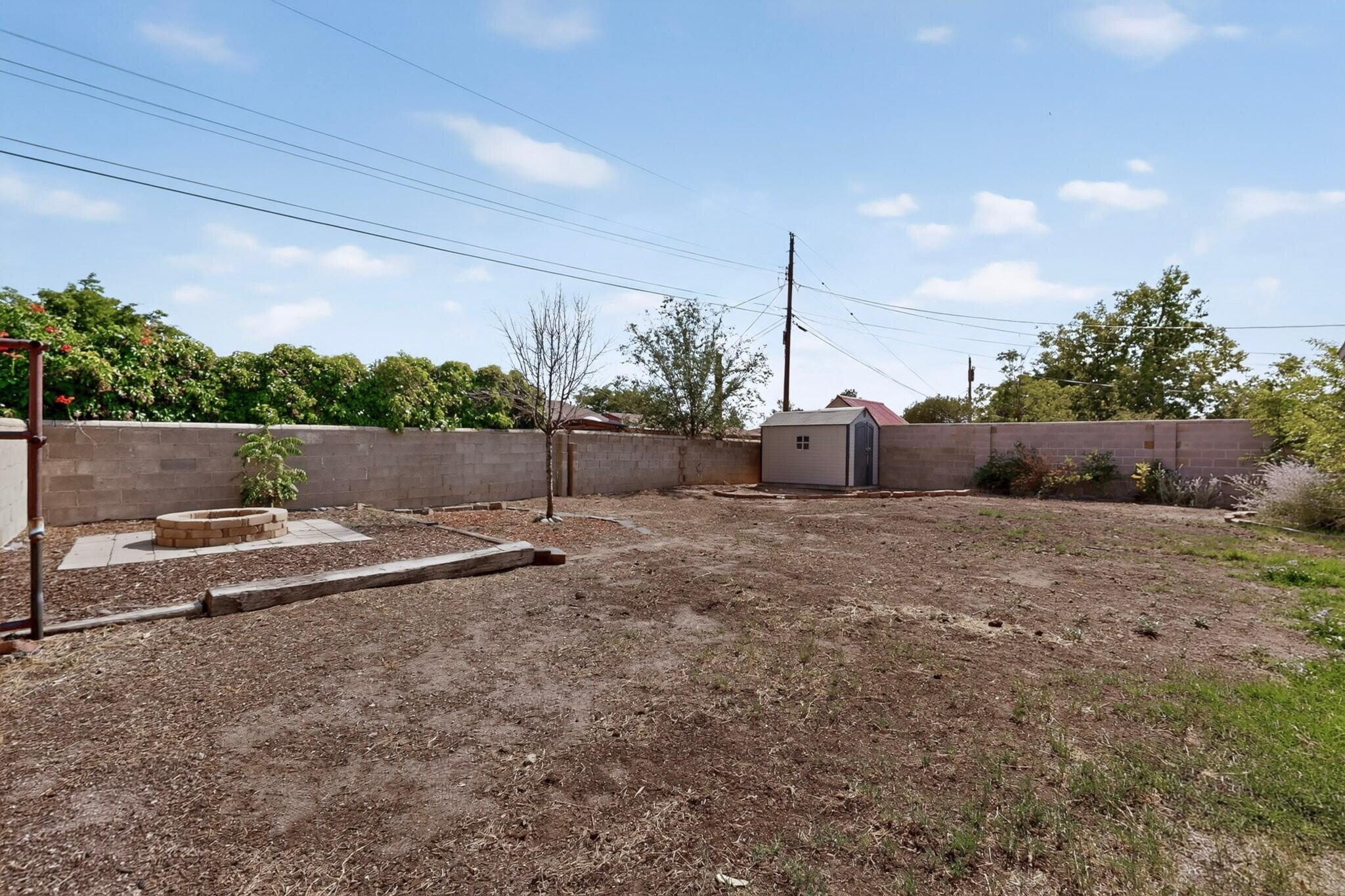 Photo 6 — 5808 Princess Jeanne Avenue NE
