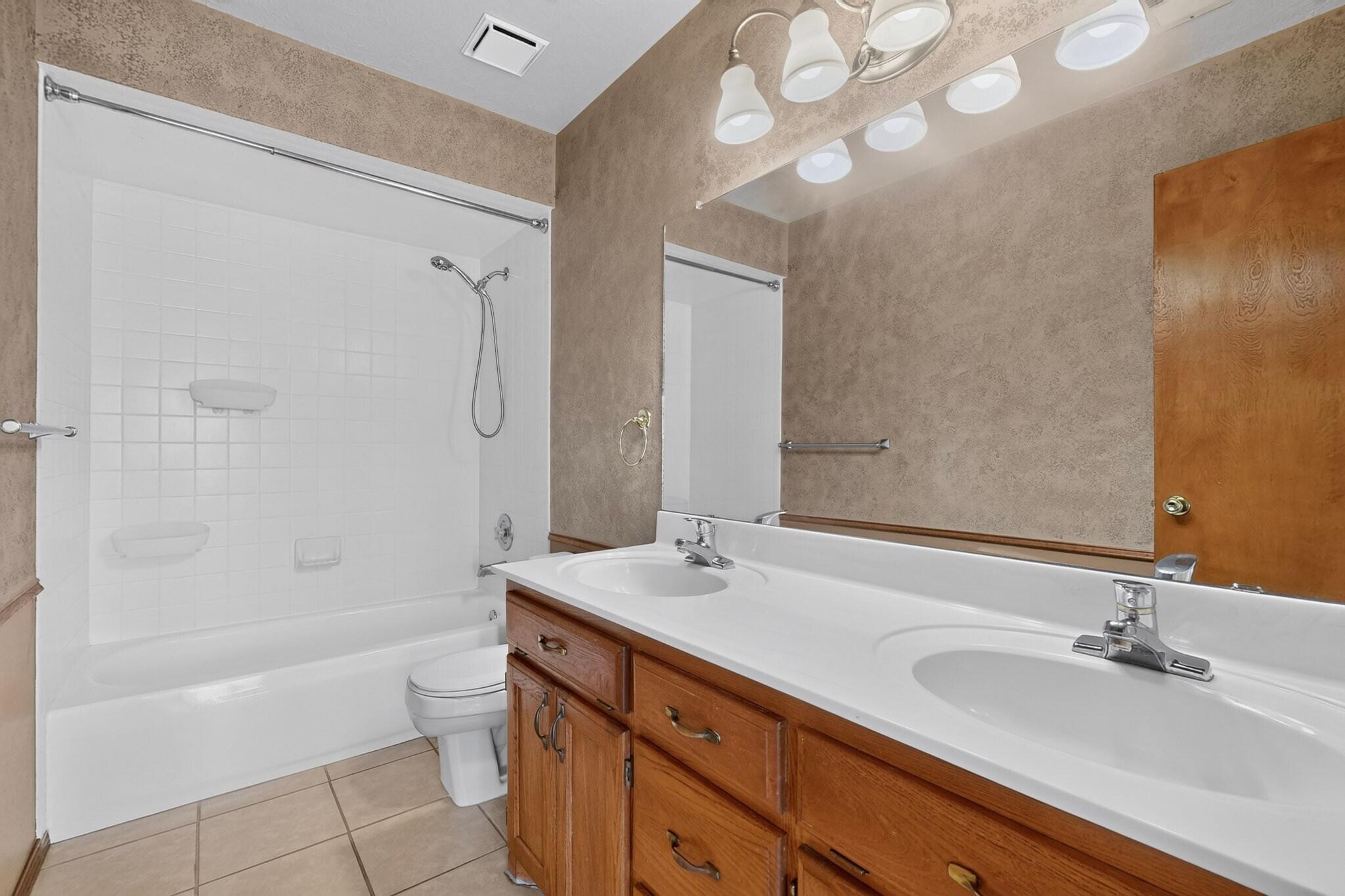 Photo 15 — 8305 Fairmont Drive NW