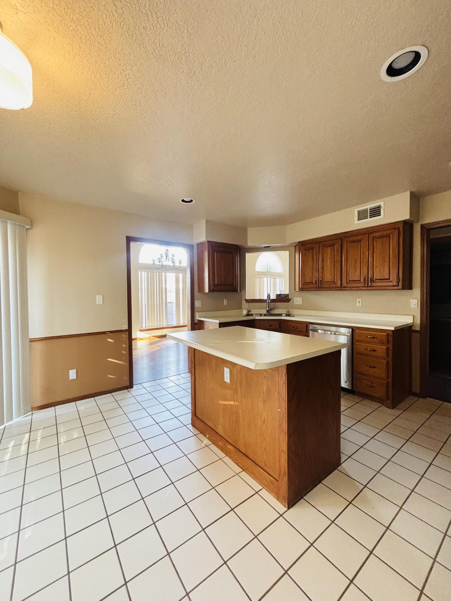 Photo 8 — 8305 Fairmont Drive NW