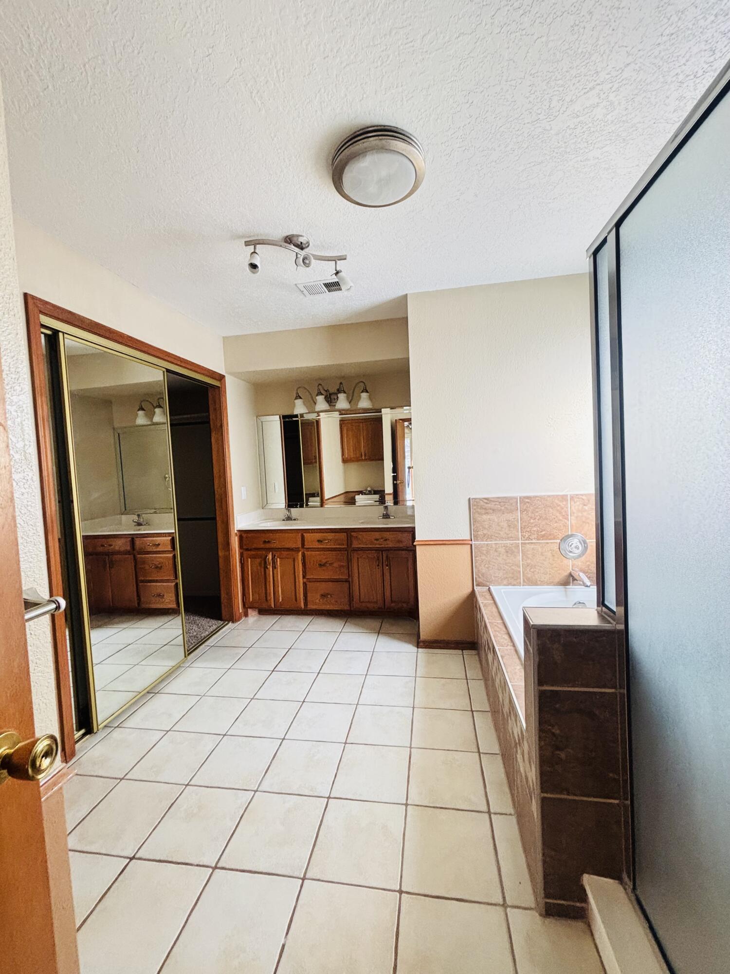 Photo 3 — 8305 Fairmont Drive NW