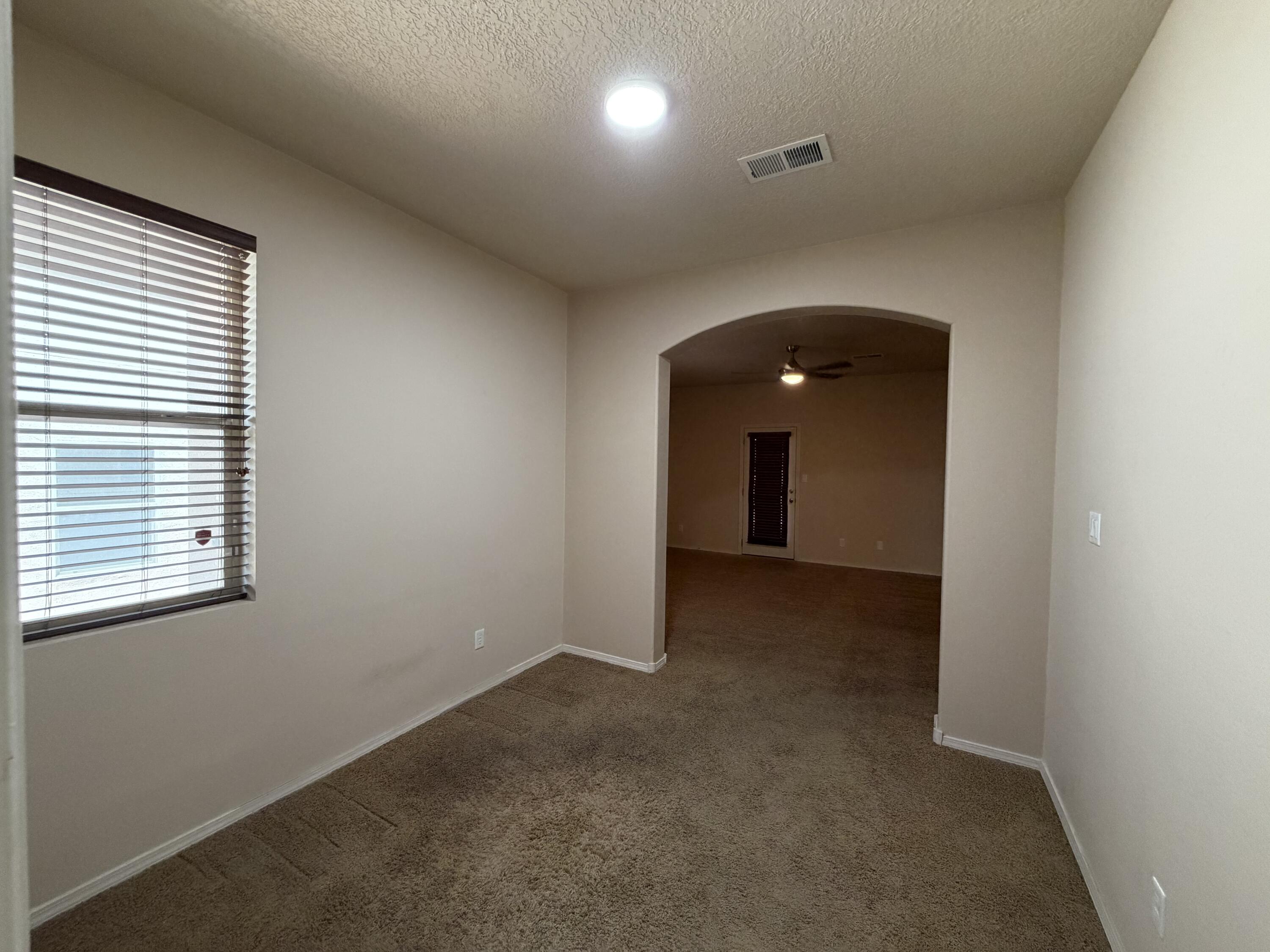 Photo 4 — 11823 Blue Ribbon Road SE