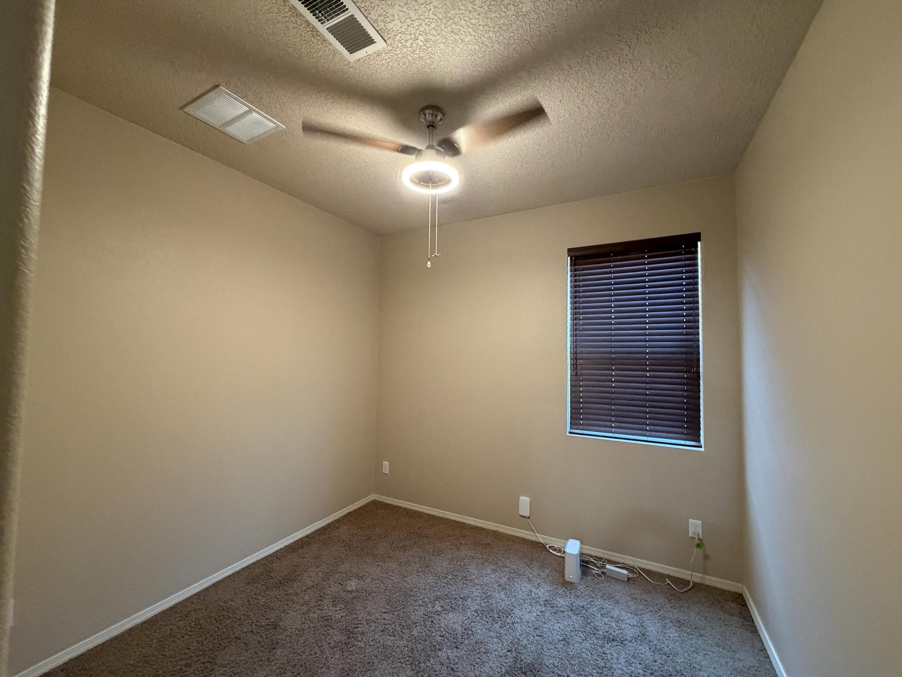 Photo 14 — 11823 Blue Ribbon Road SE