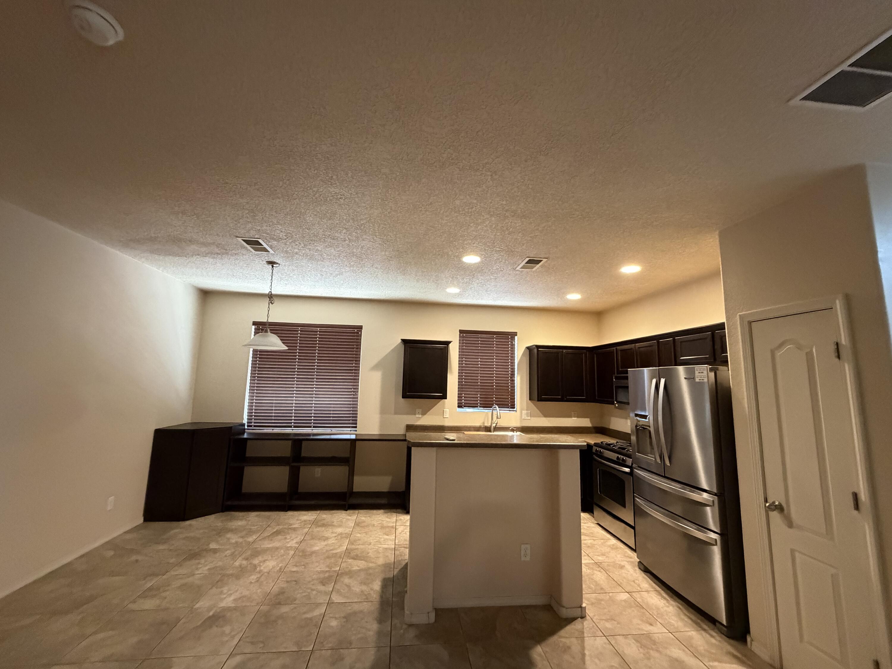 Photo 15 — 11823 Blue Ribbon Road SE