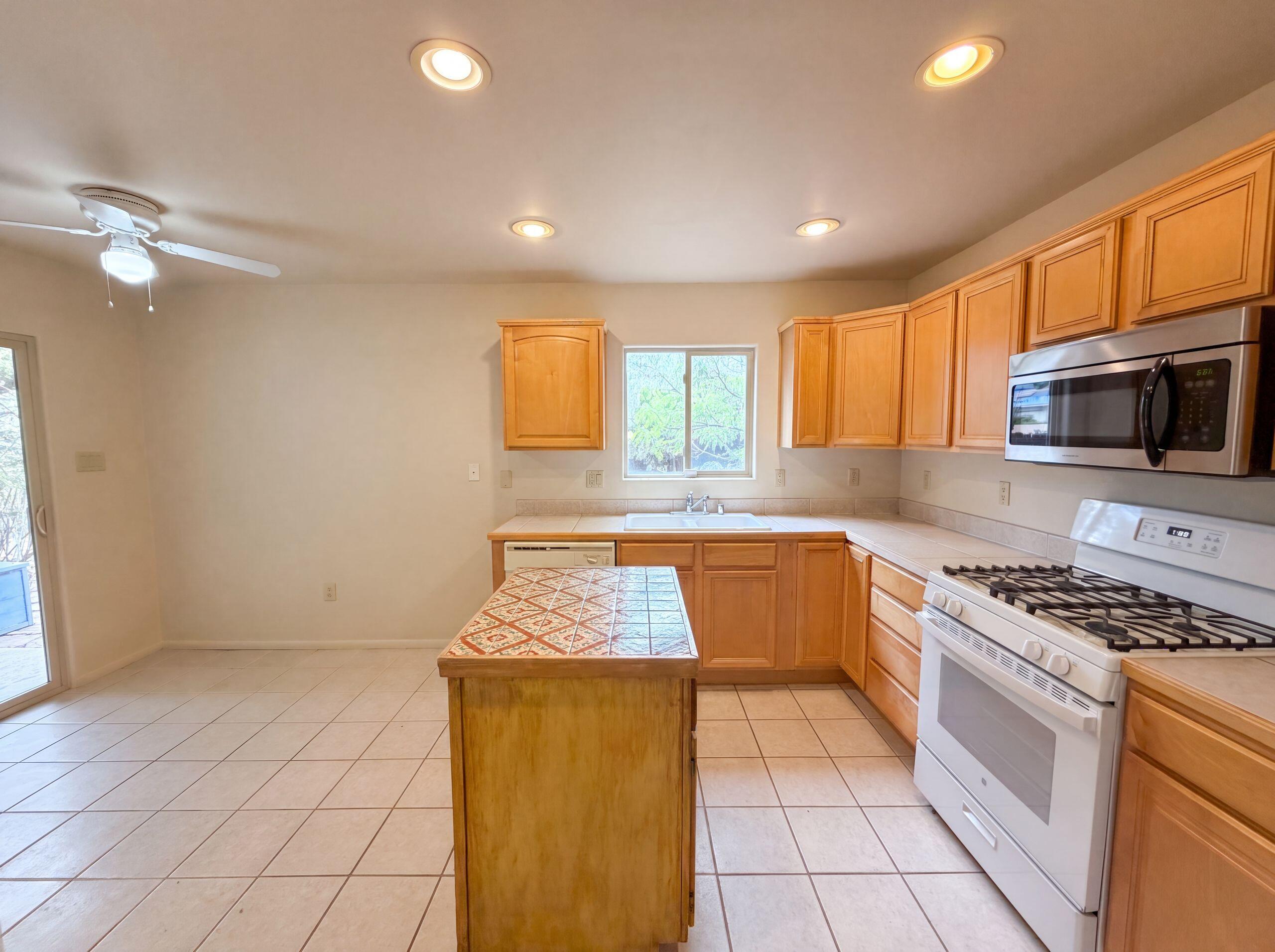 Photo 2 — 6605 Camino Rojo