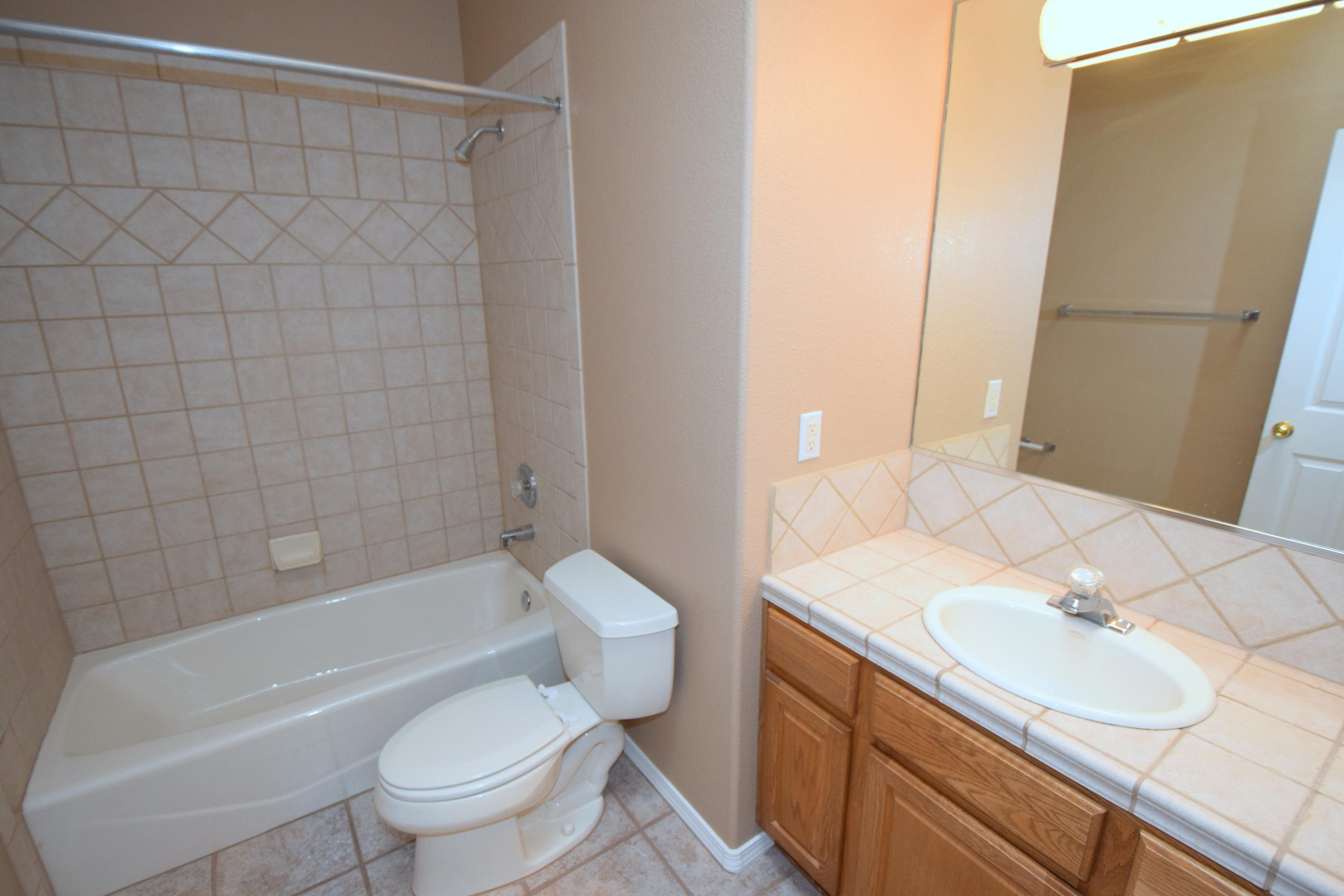 Photo 8 — 5809 Vulcan Vista Drive NE