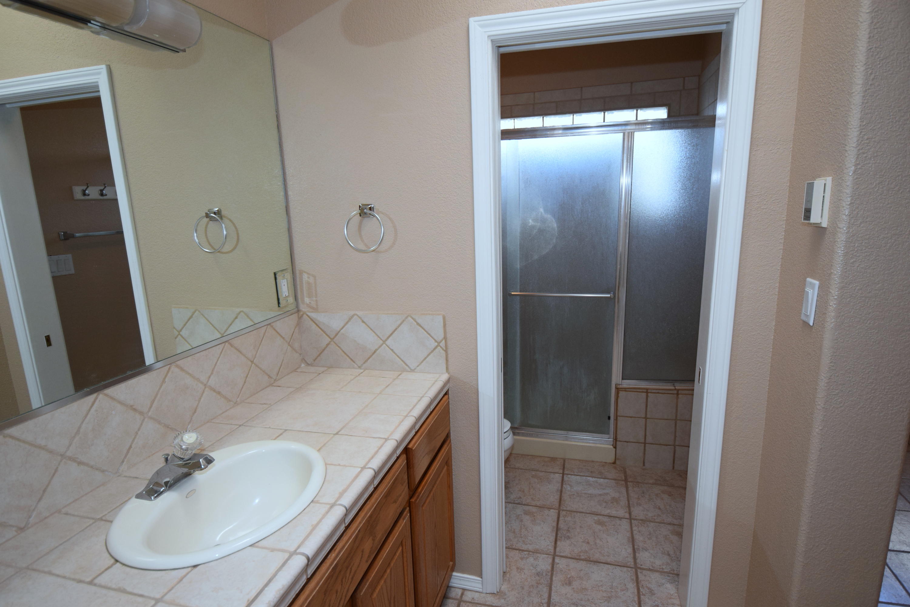 Photo 14 — 5809 Vulcan Vista Drive NE