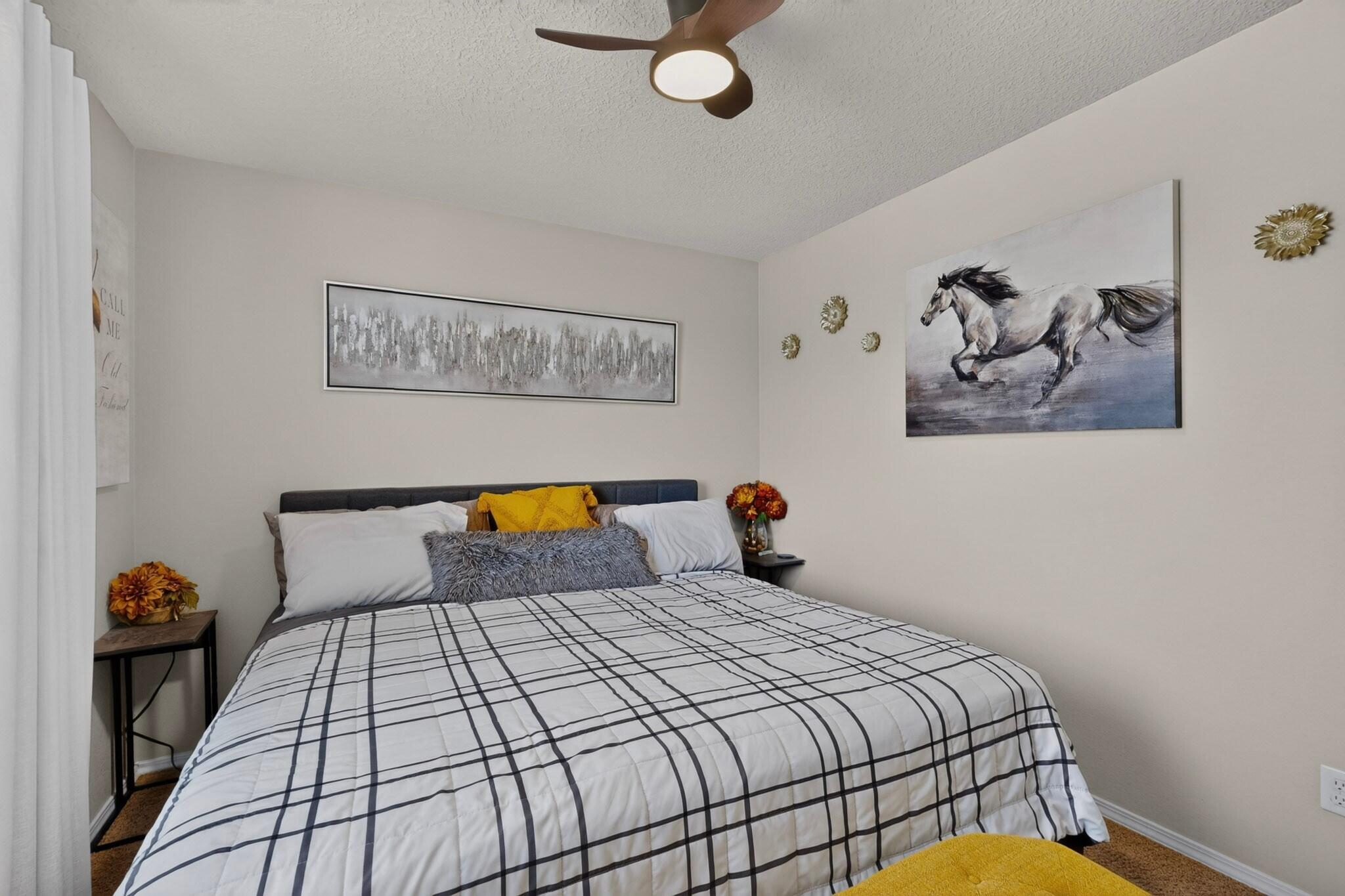 Photo 16 — 839 Serrano Pointe NW