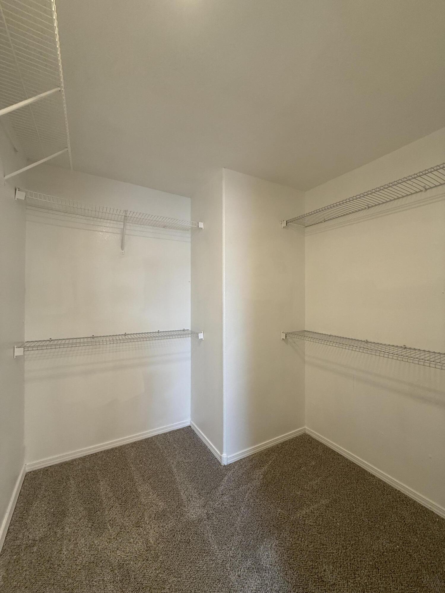 Photo 11 — 527 Parkland View Street NW