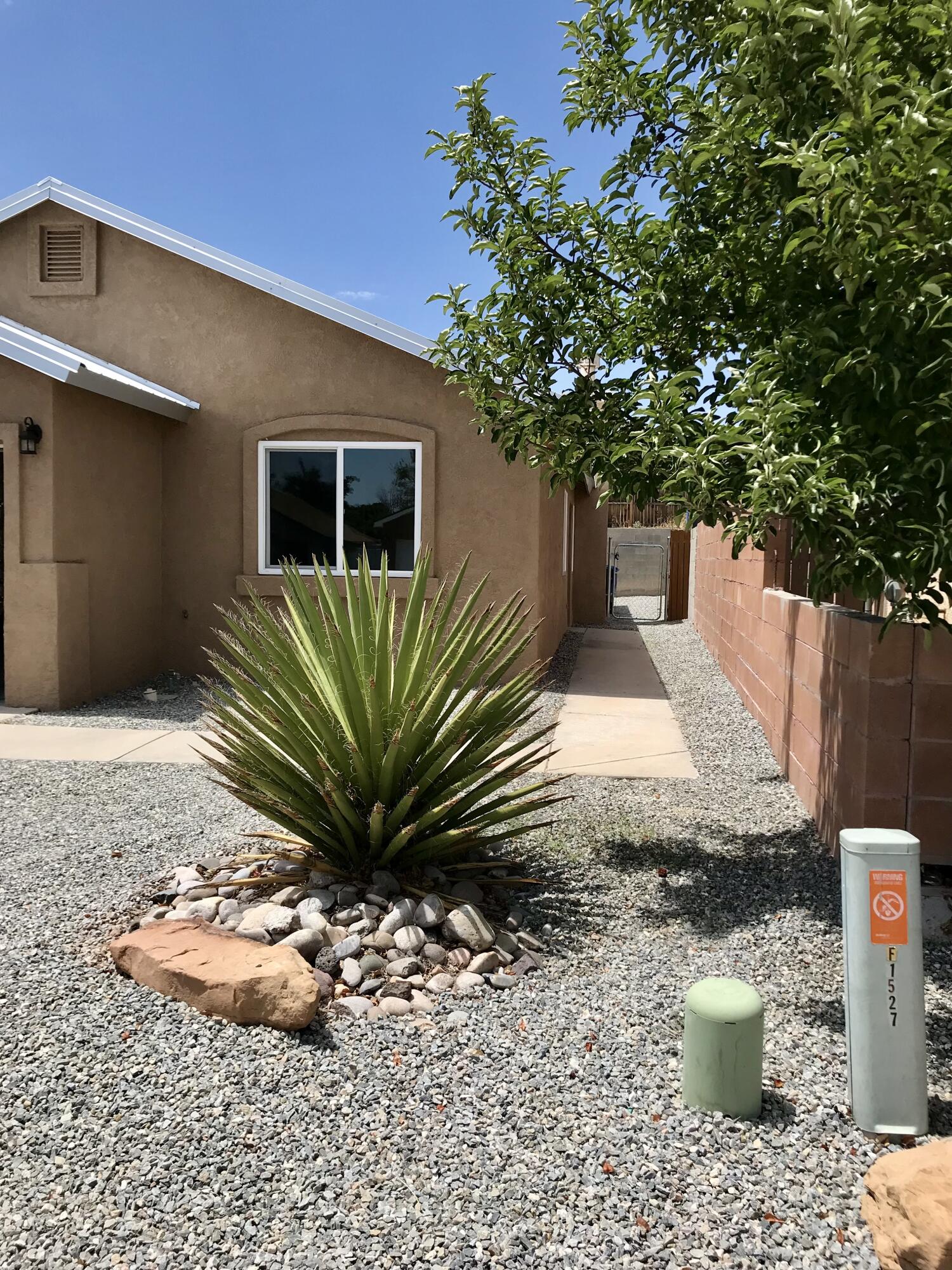 Photo 18 — 1527 Silent Meadows Place SW