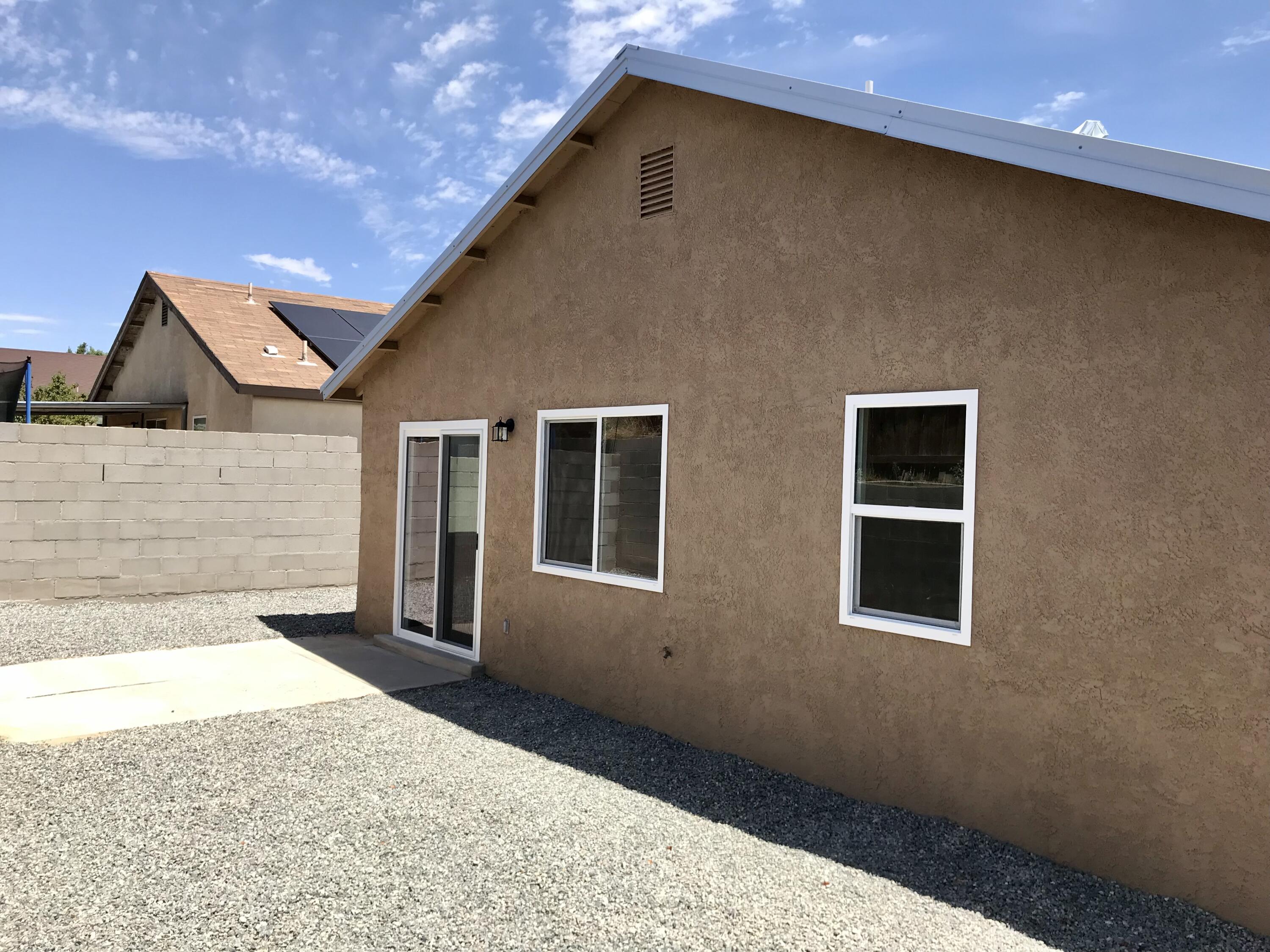 Photo 17 — 1527 Silent Meadows Place SW