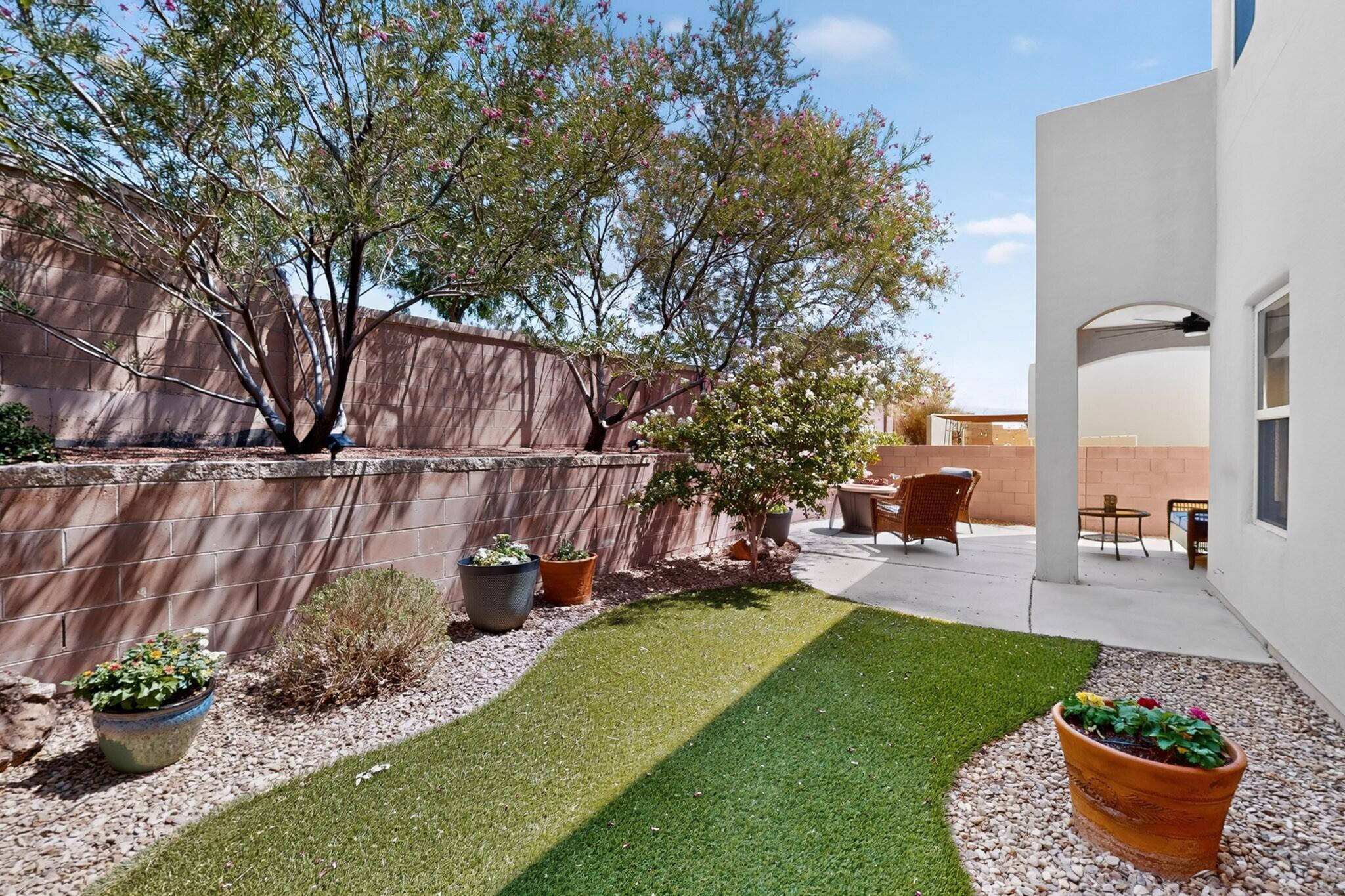 Photo 13 — 7305 Valle Jardin Lane NW