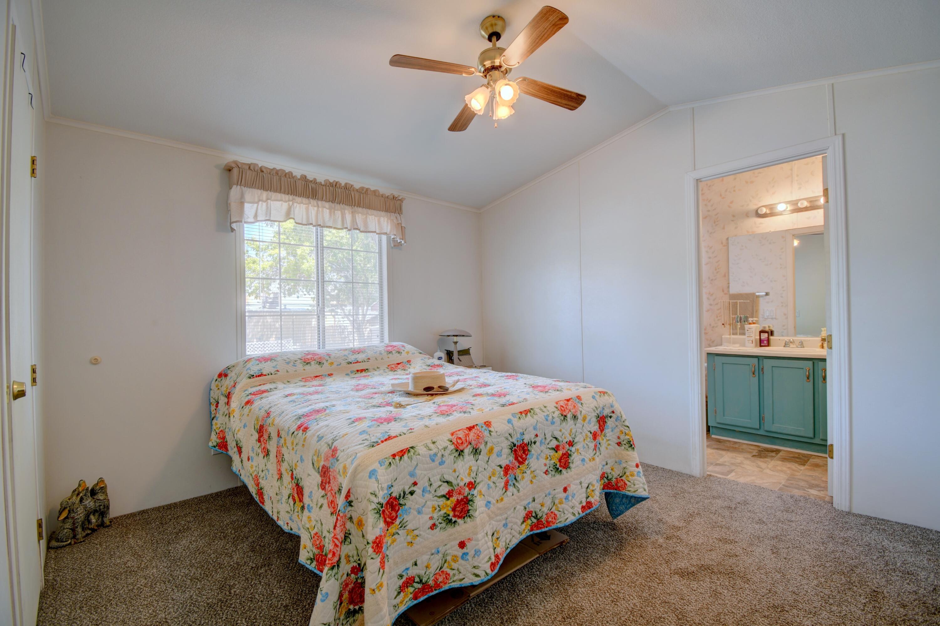 Photo 17 — 620 Elk Drive SE