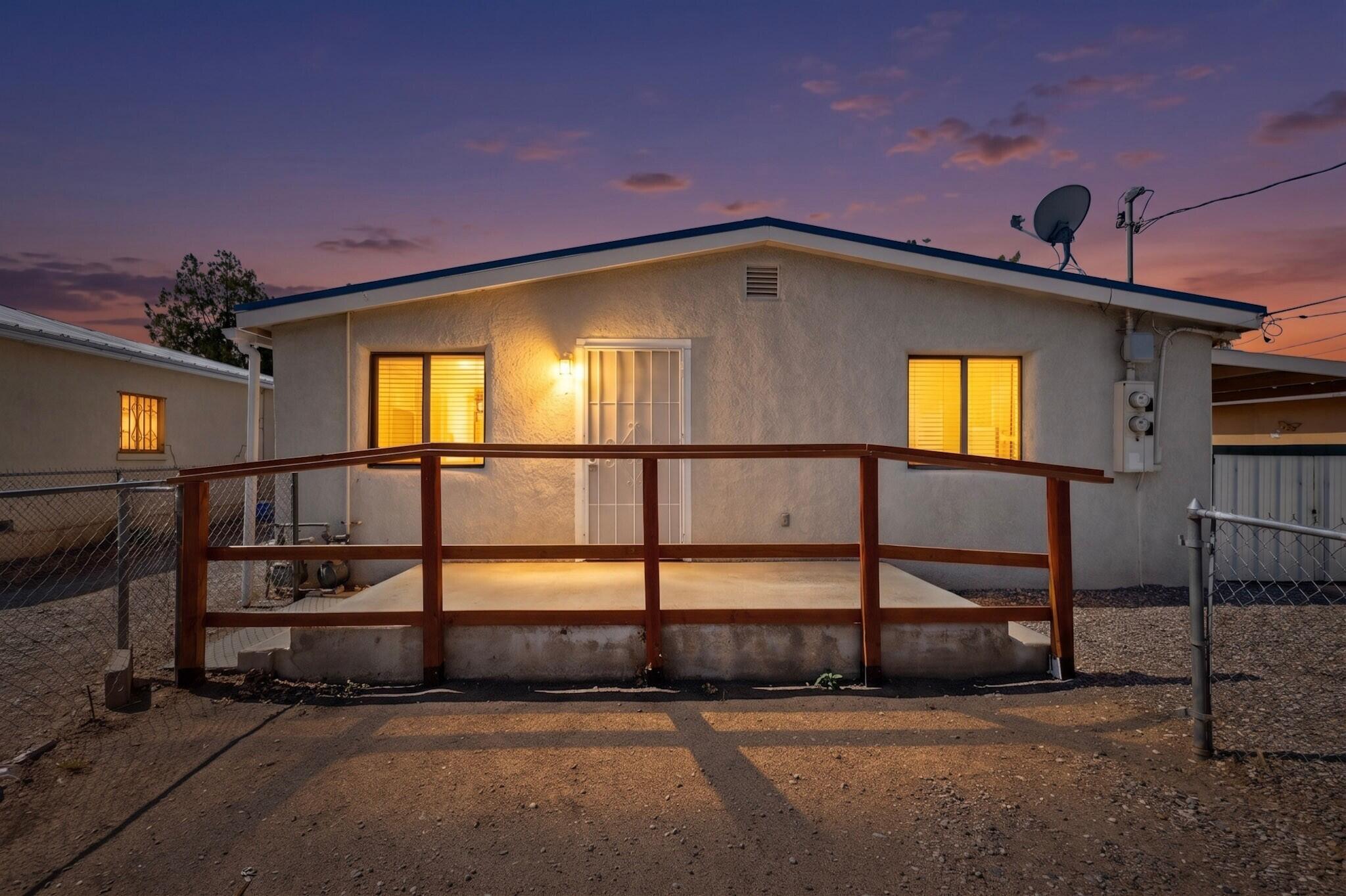 1646 Ferris Avenue SW, Albuquerque, NM 87105