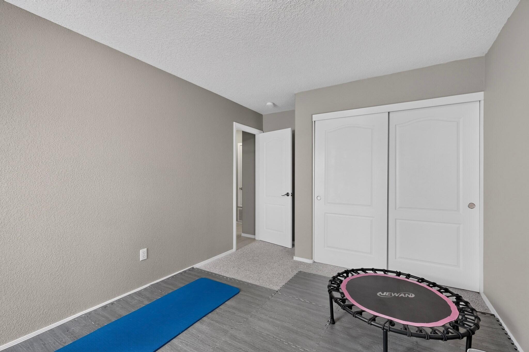 Photo 13 — 8039 Sand Springs Road NW