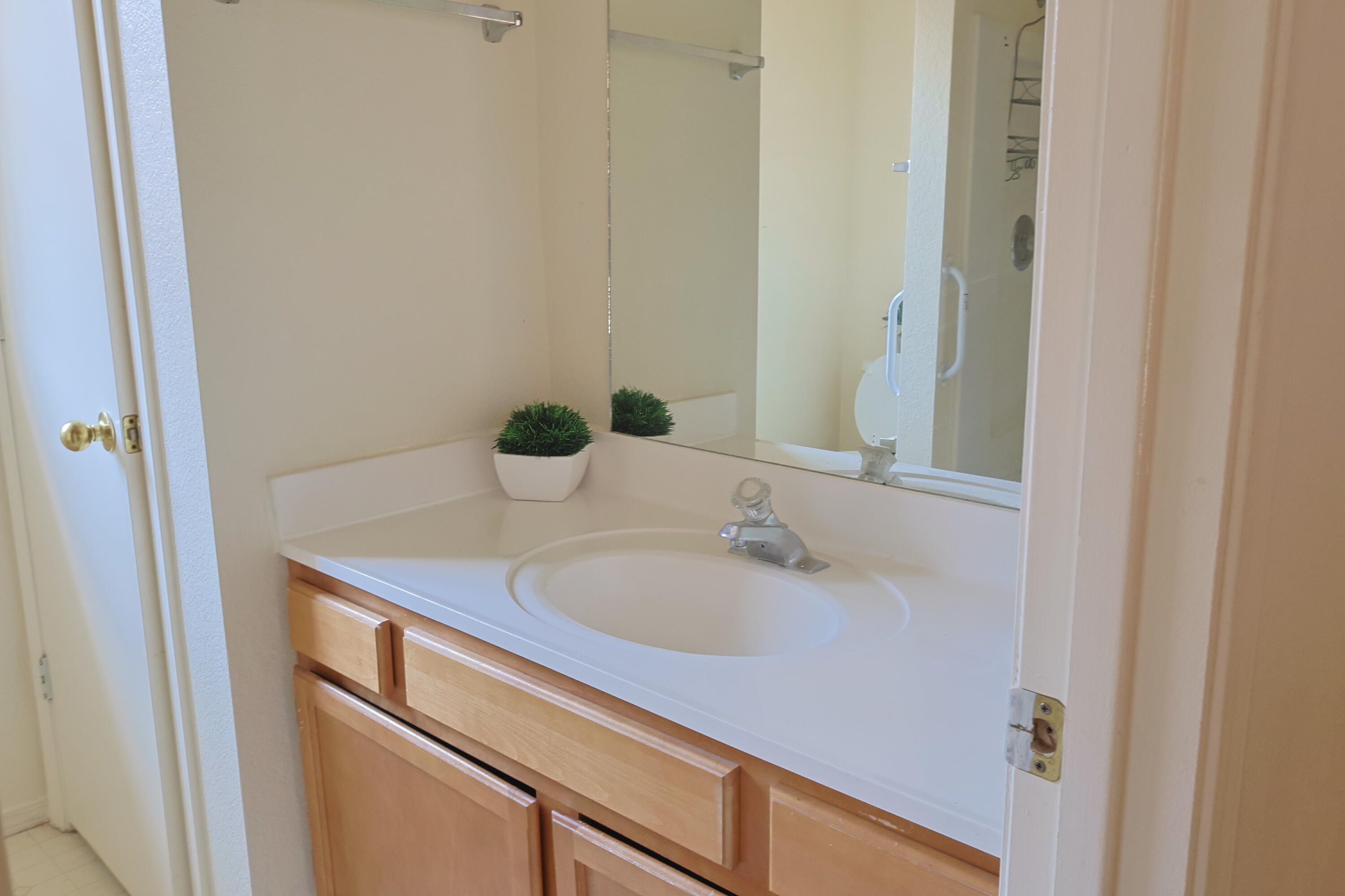 Photo 9 — 7728 San Augustine Street NW