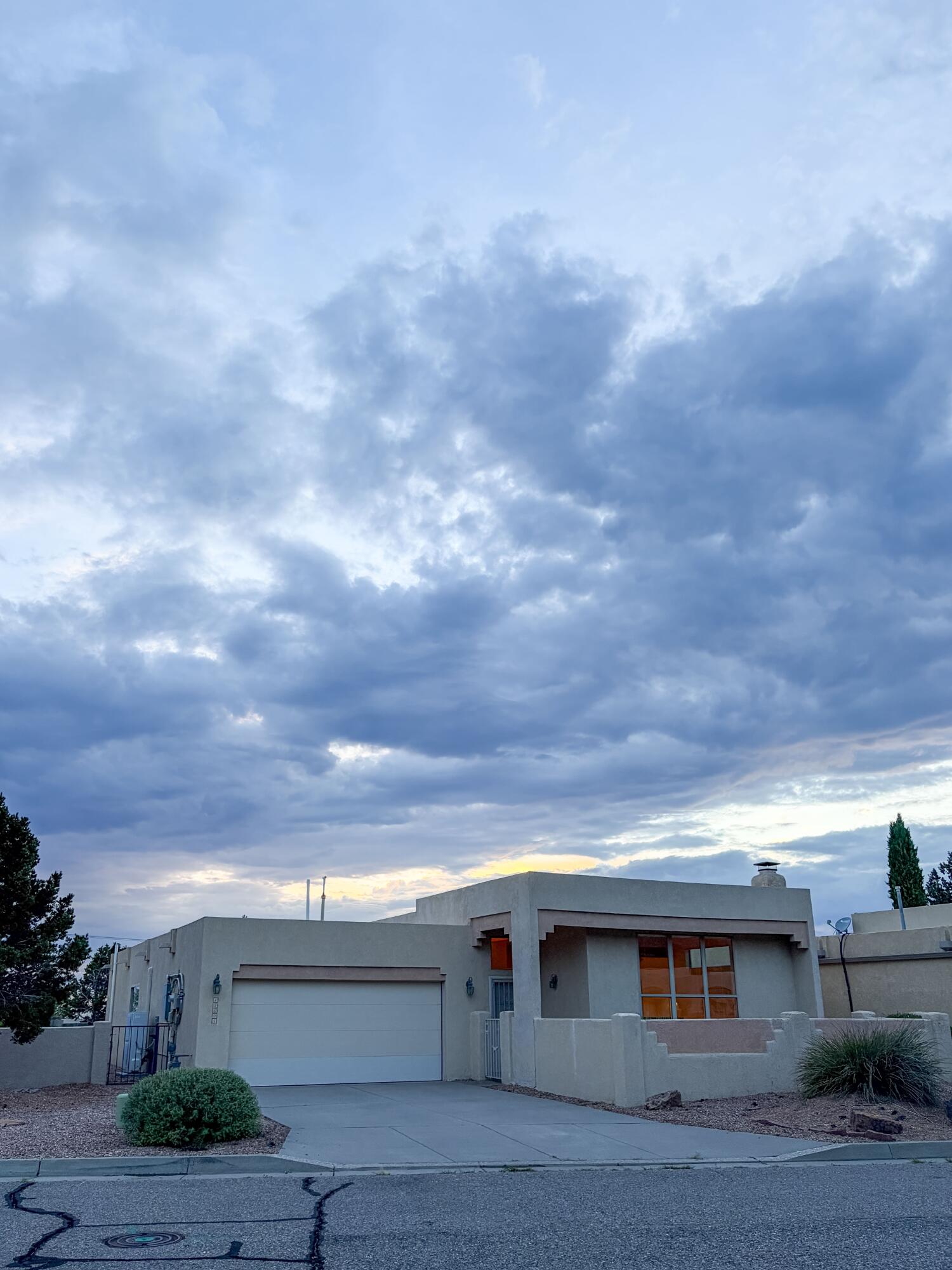 Photo 2 — 12605 Colony Place NE