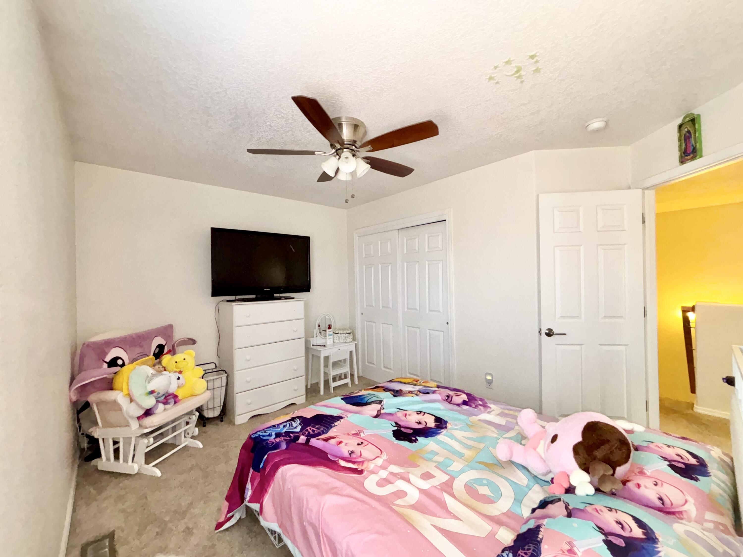 Photo 12 — 651 Little Wings Loop SW