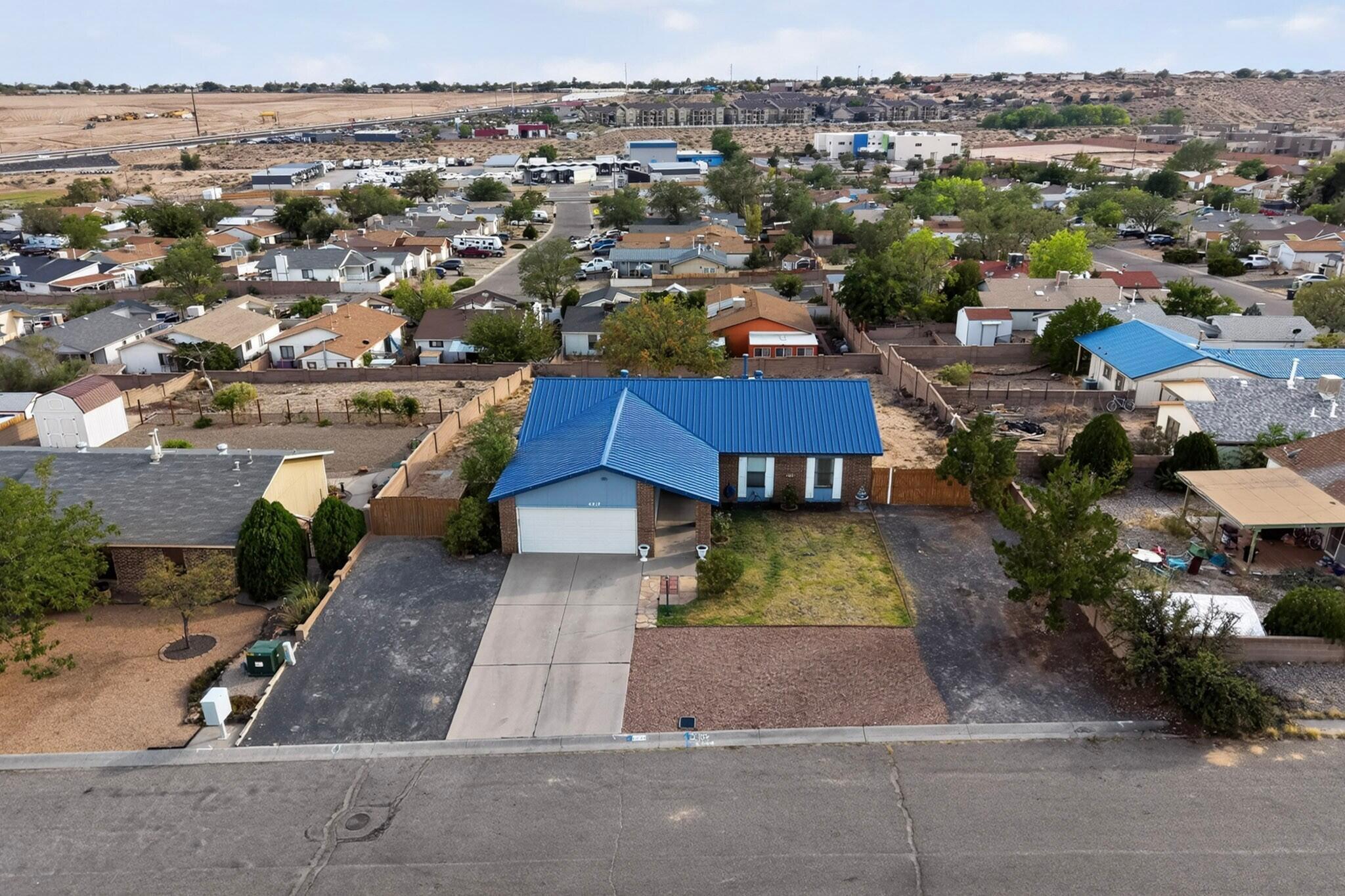 Photo 19 — 4610 Sapphire Drive NE