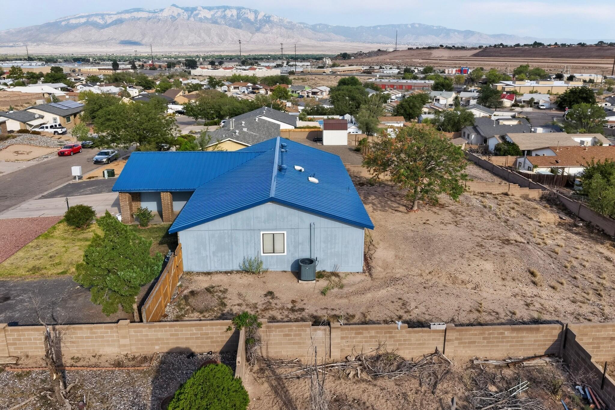 Photo 15 — 4610 Sapphire Drive NE