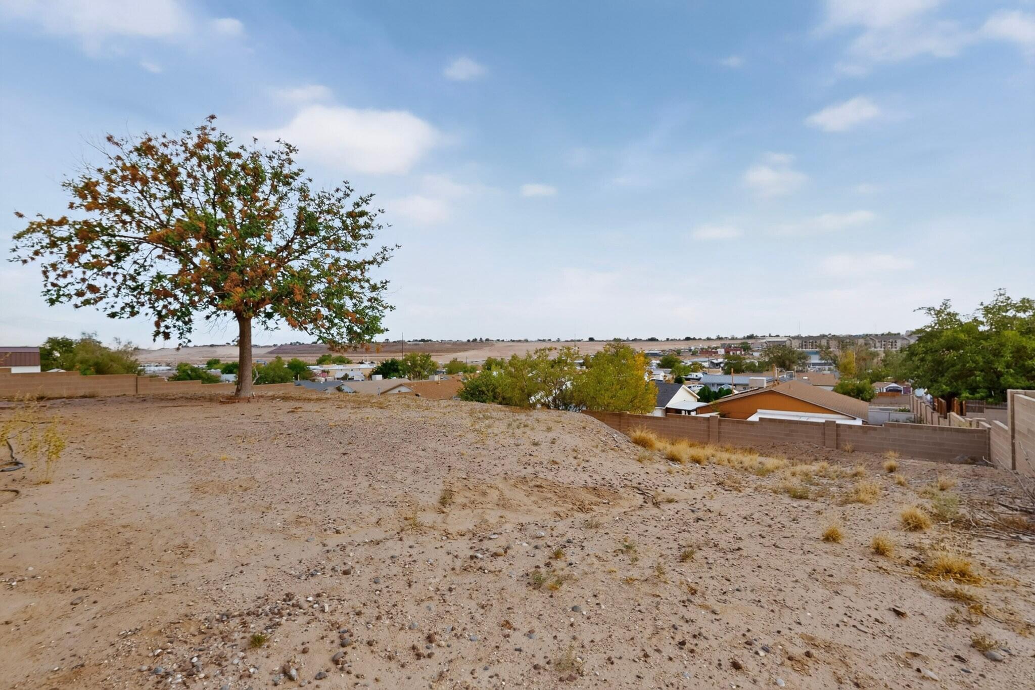 Photo 8 — 4610 Sapphire Drive NE