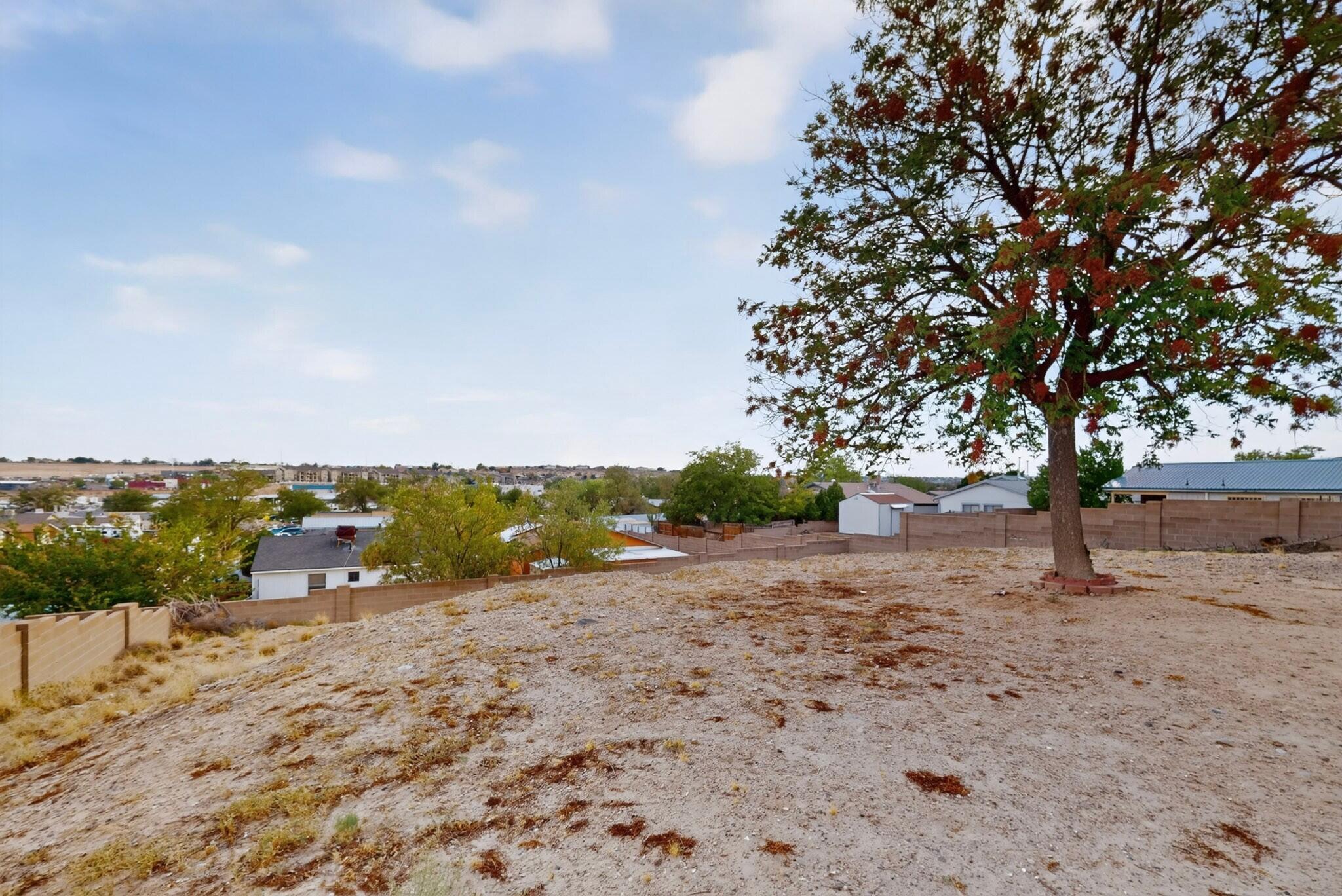 Photo 5 — 4610 Sapphire Drive NE