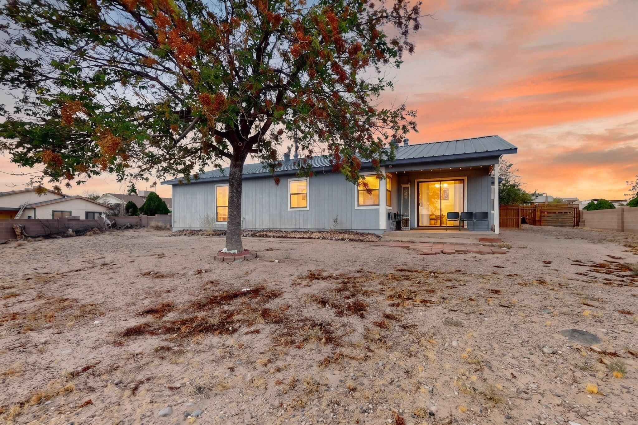 Photo 3 — 4610 Sapphire Drive NE