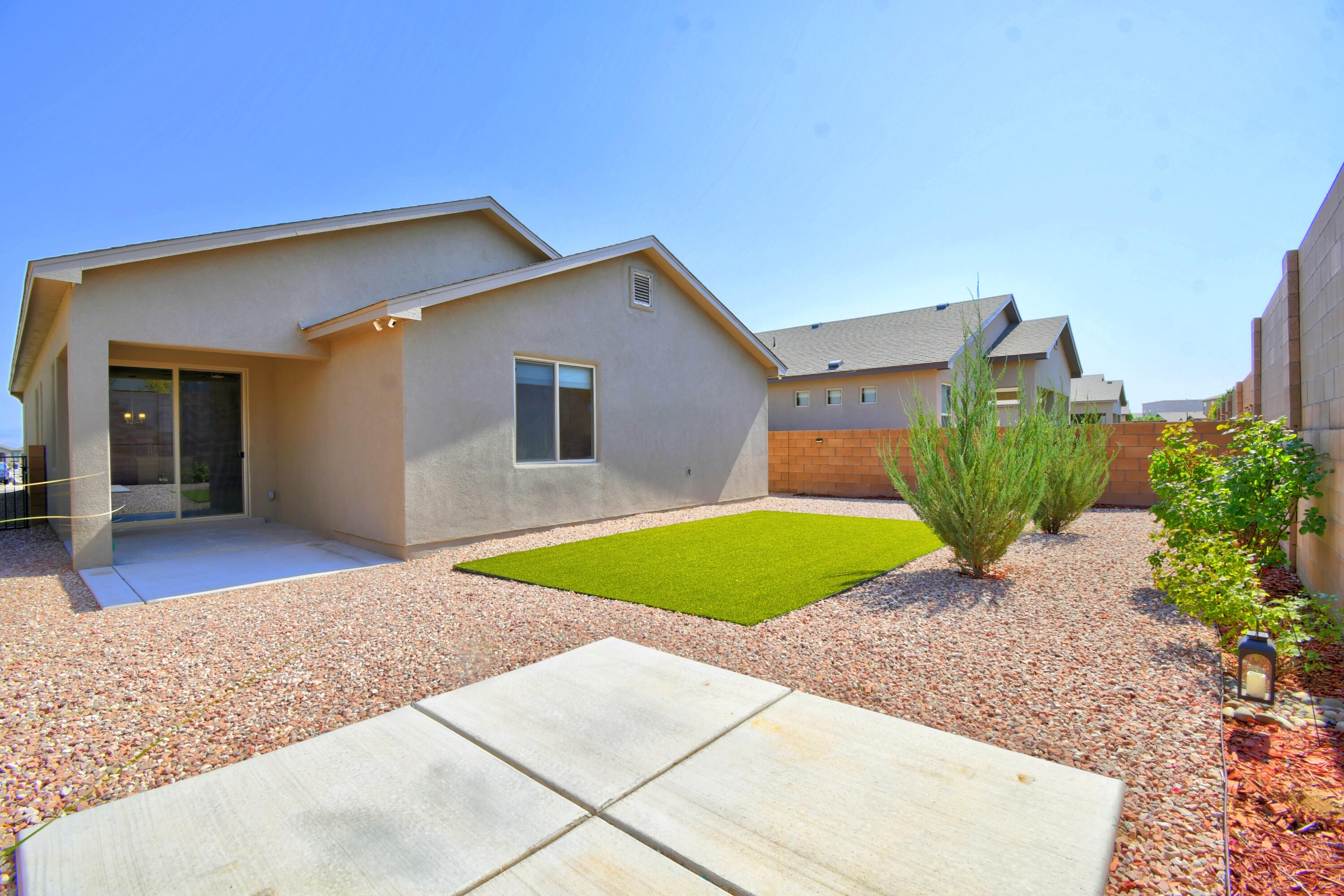 Photo 4 — 4337 Golden Eagle Court NE