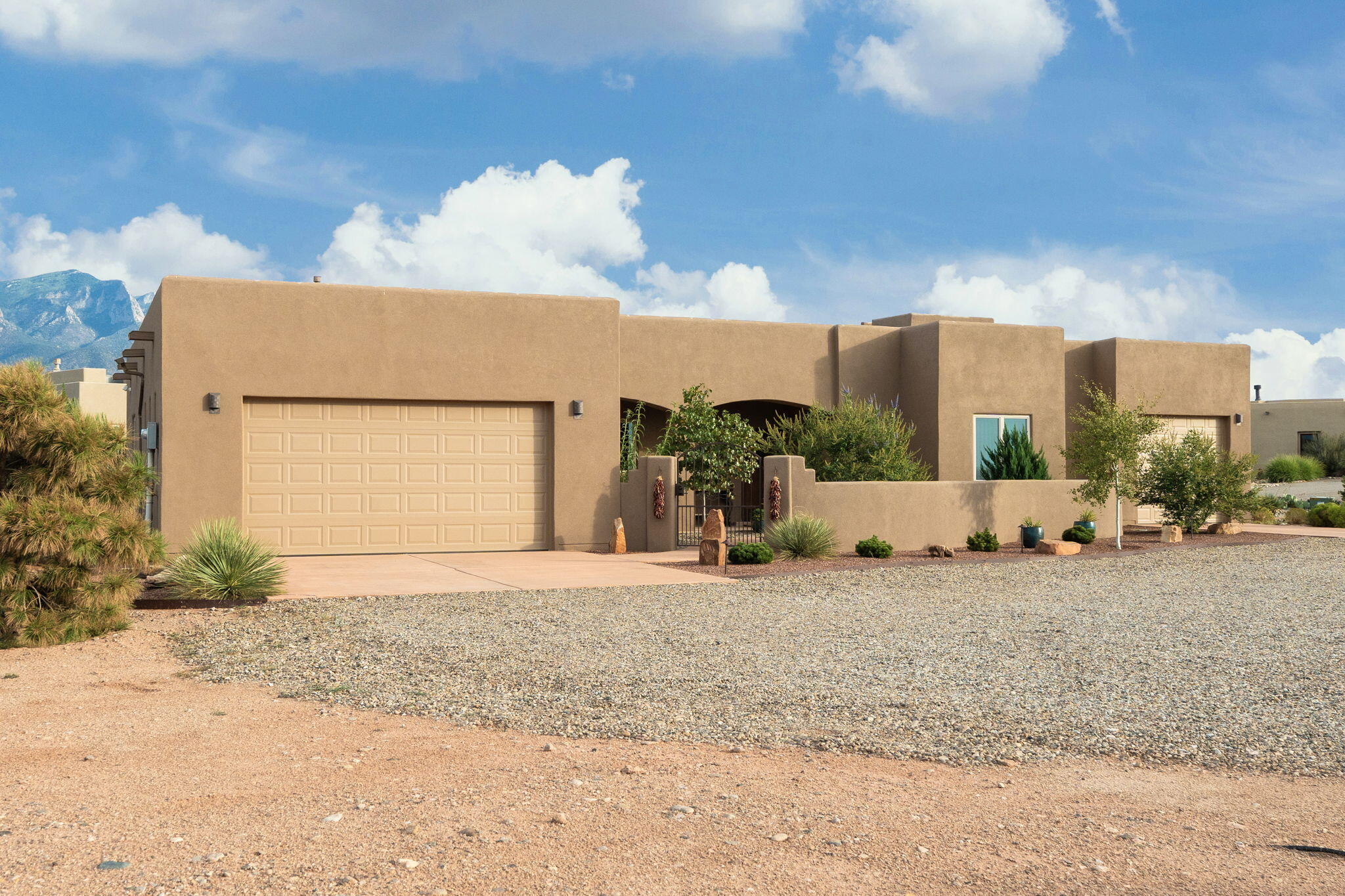 Photo 6 — 22 Mimbres Court
