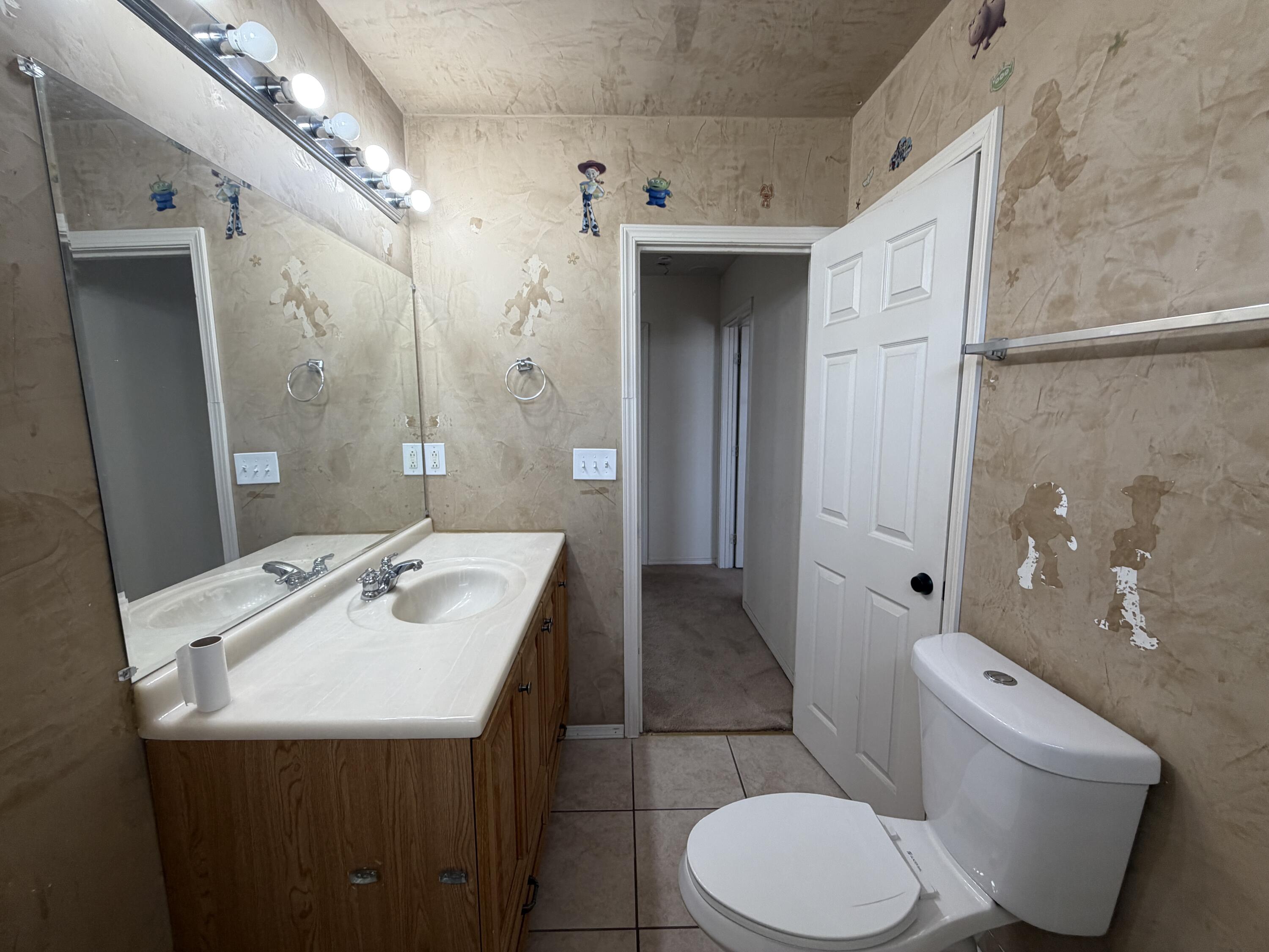Photo 11 — 1320 Amole Drive SW