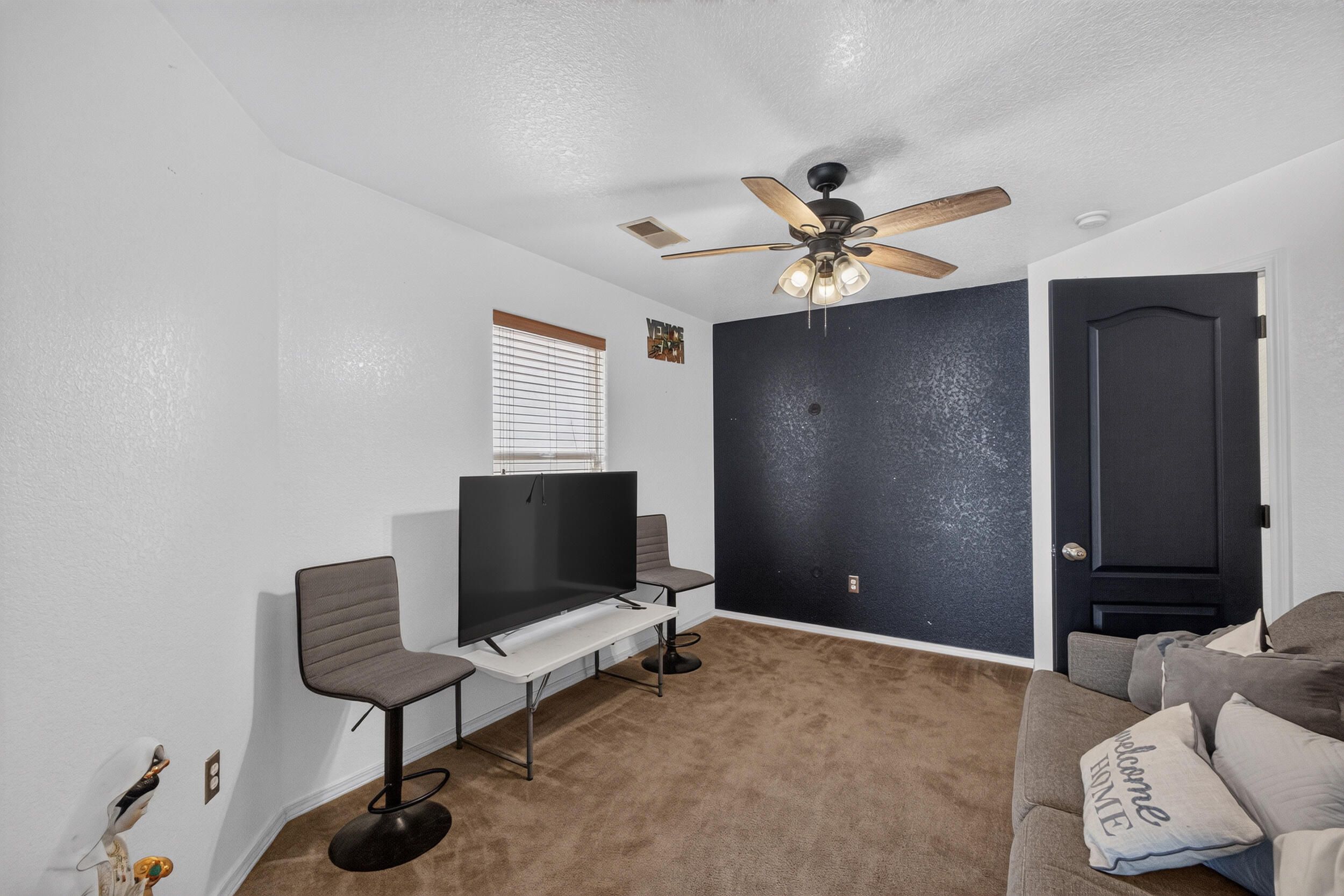 Photo 2 — 9009 Lower Meadow Trail SW