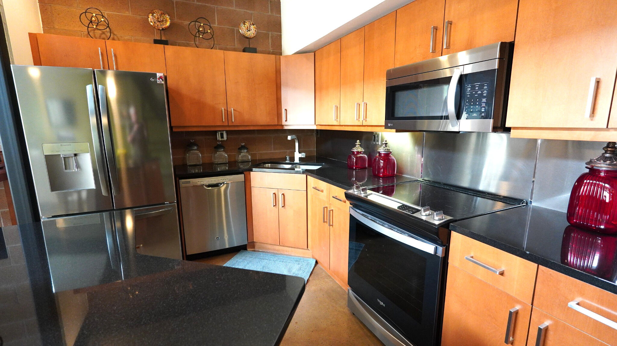 Photo 12 — 4304 Prairie Loft Way NE