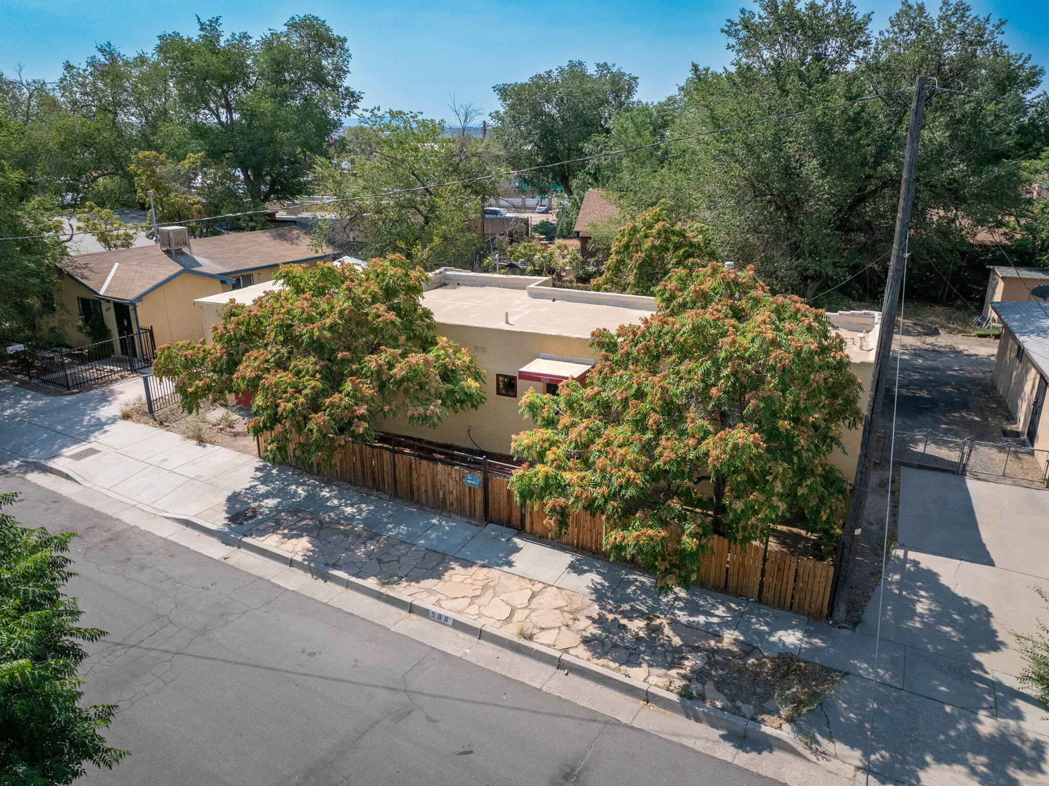 Photo 4 — 500 Cromwell Avenue SW