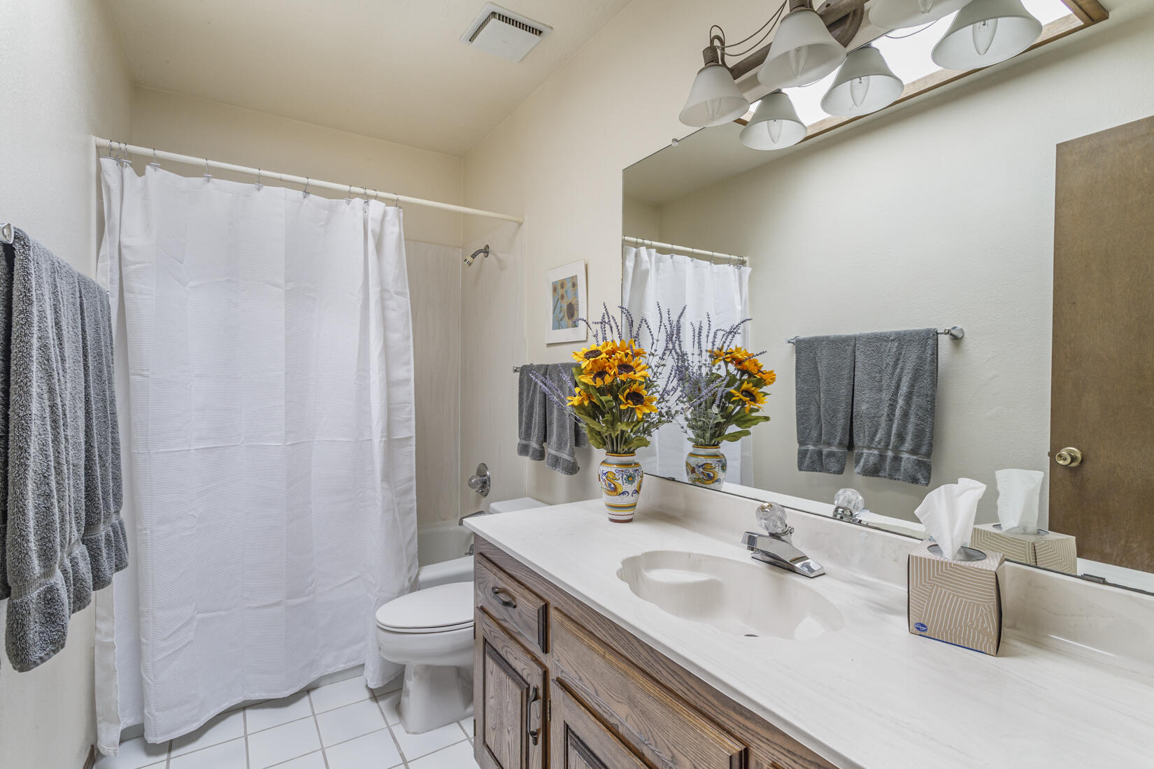 Photo 19 — 6321 Antares Road NE