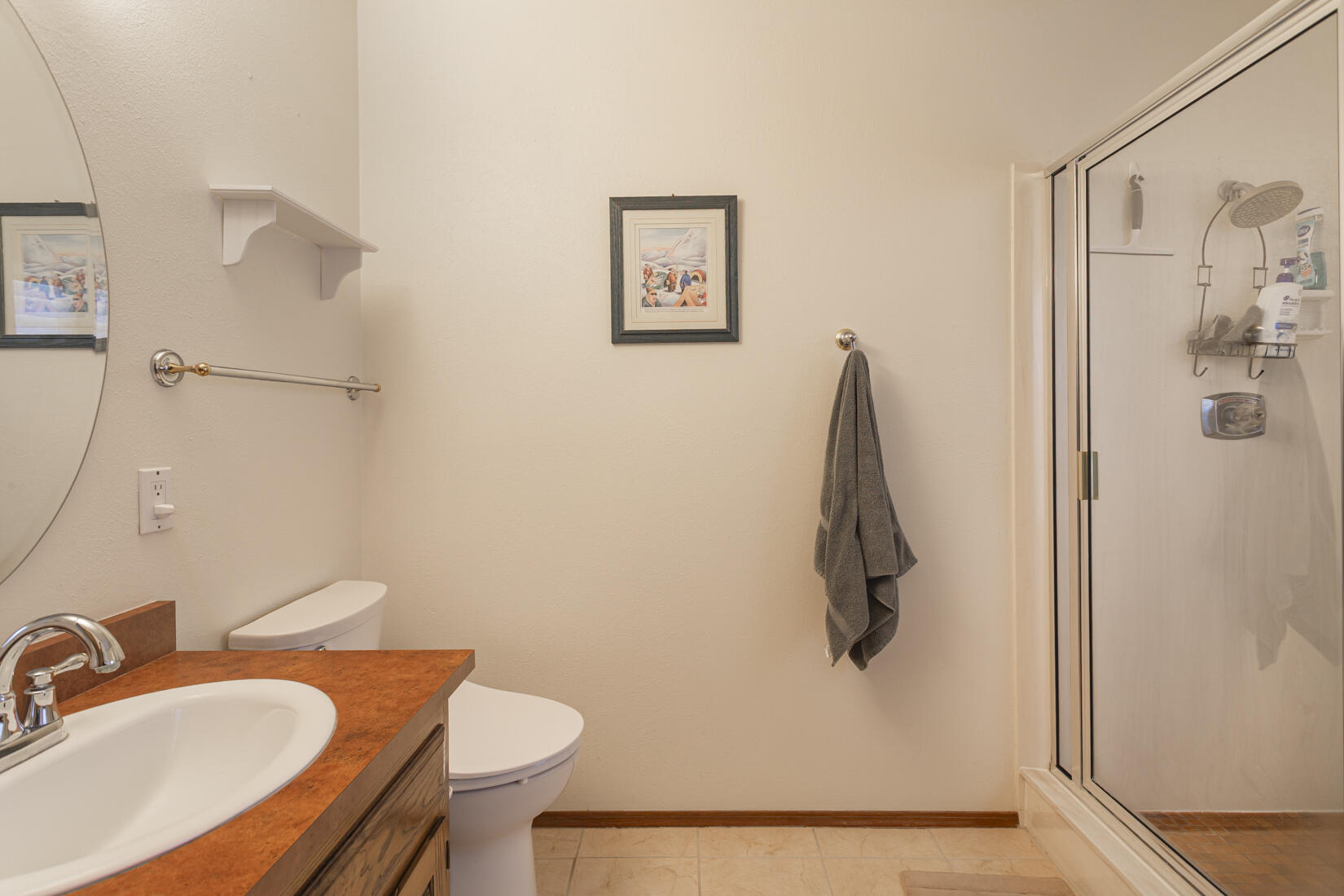Photo 10 — 6321 Antares Road NE