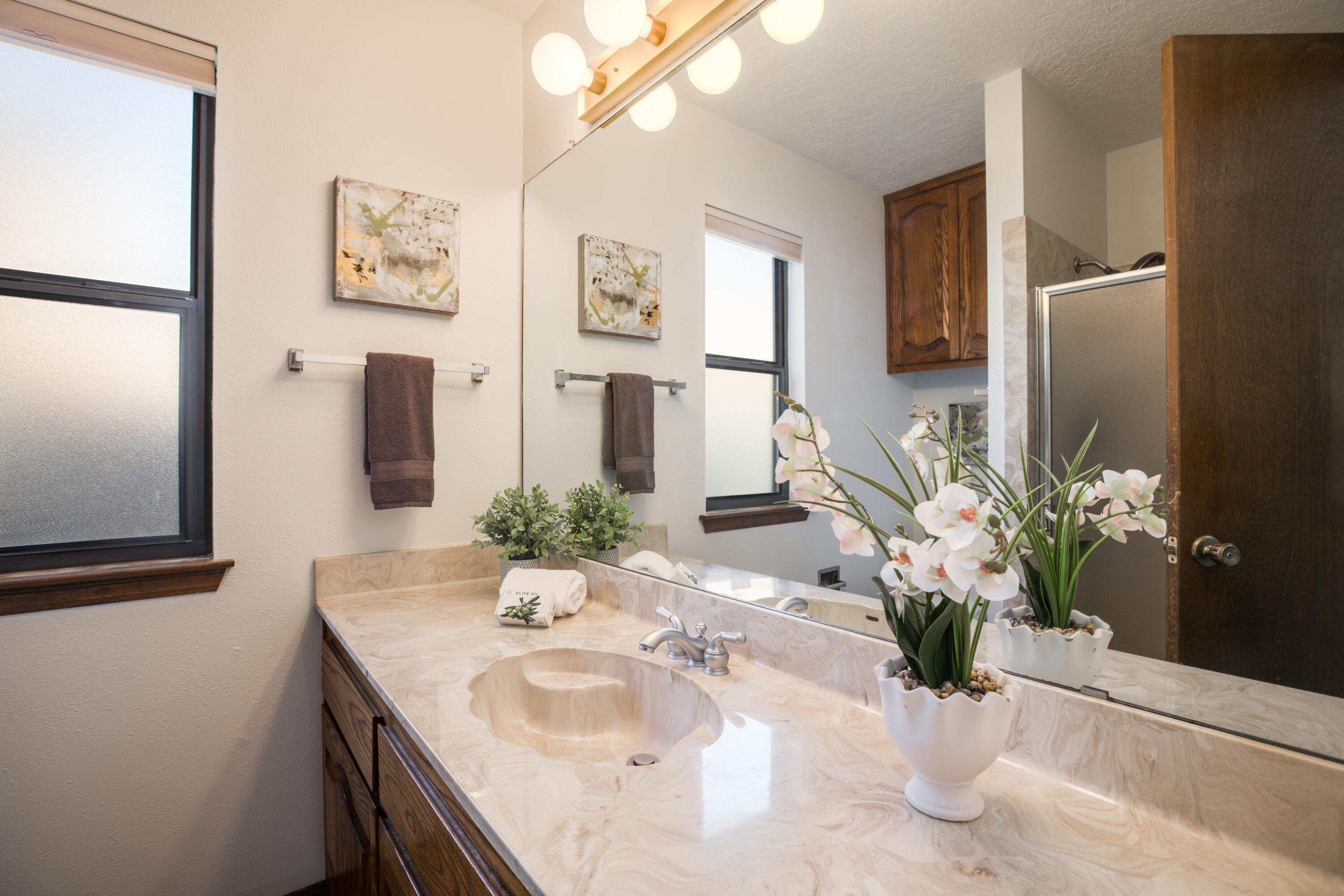 Photo 13 — 5617 Cometa Court NE