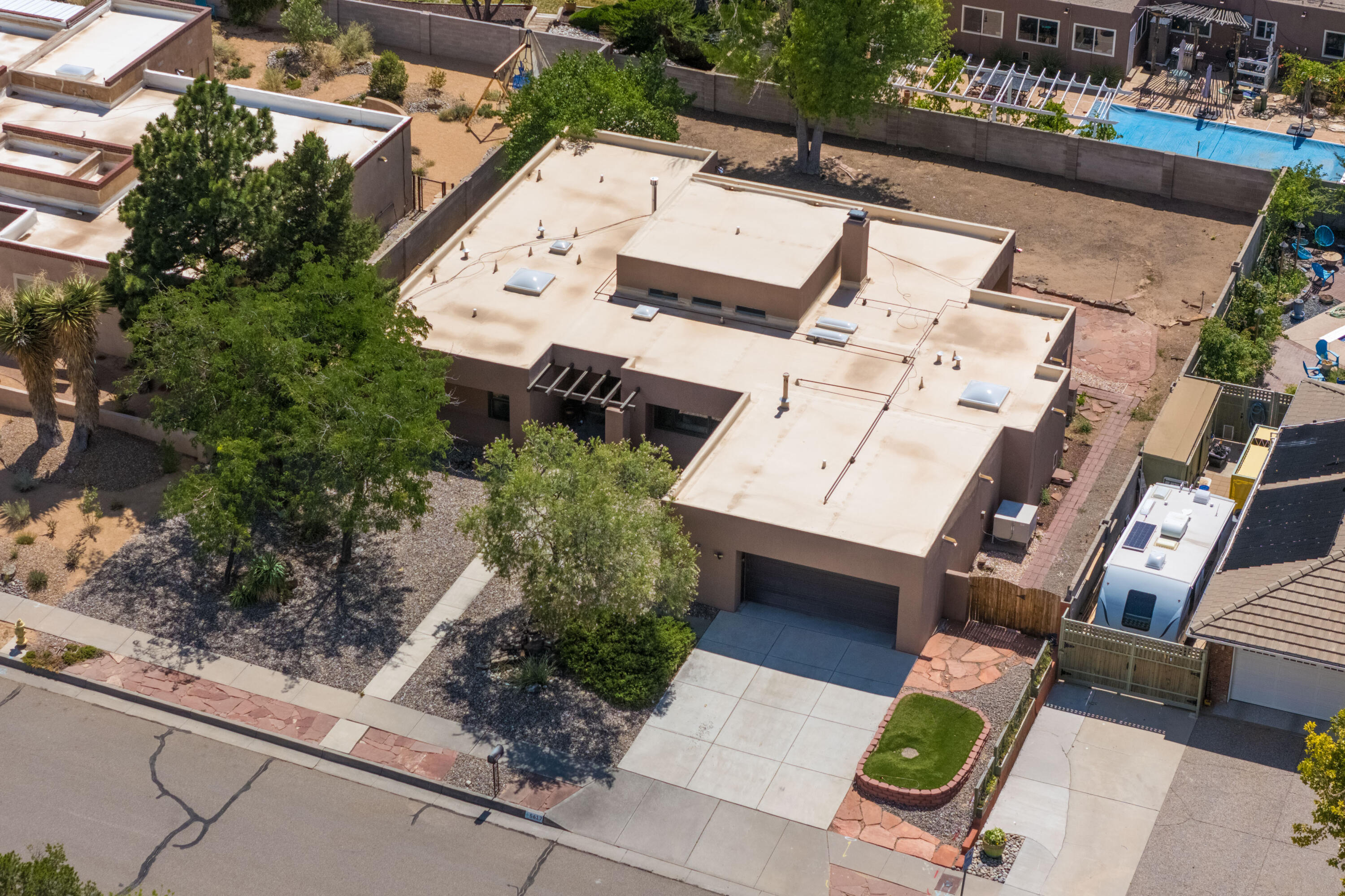 Photo 3 — 5617 Cometa Court NE