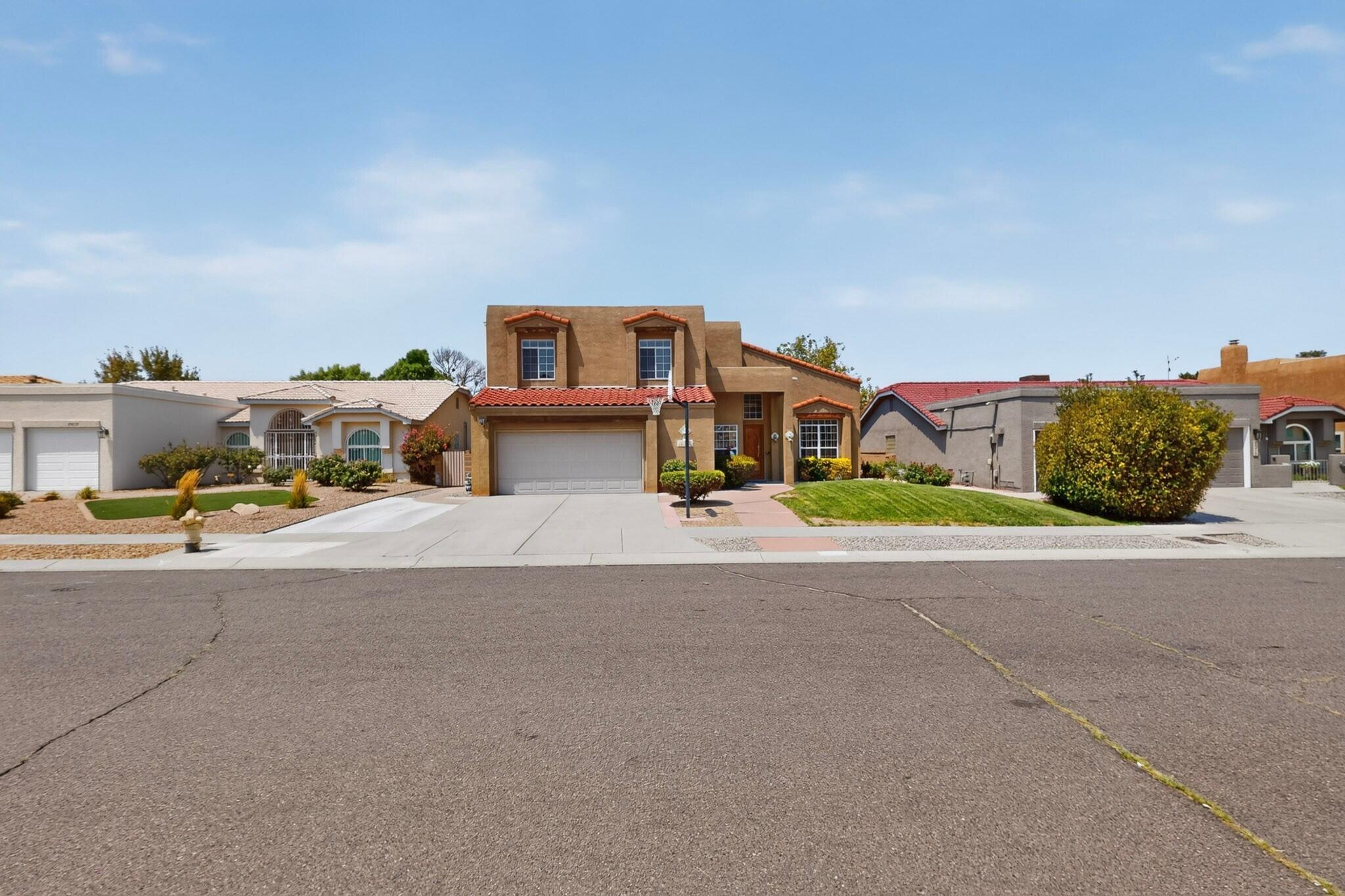 8415 Helen Hardin Street NE, Albuquerque, NM 87122