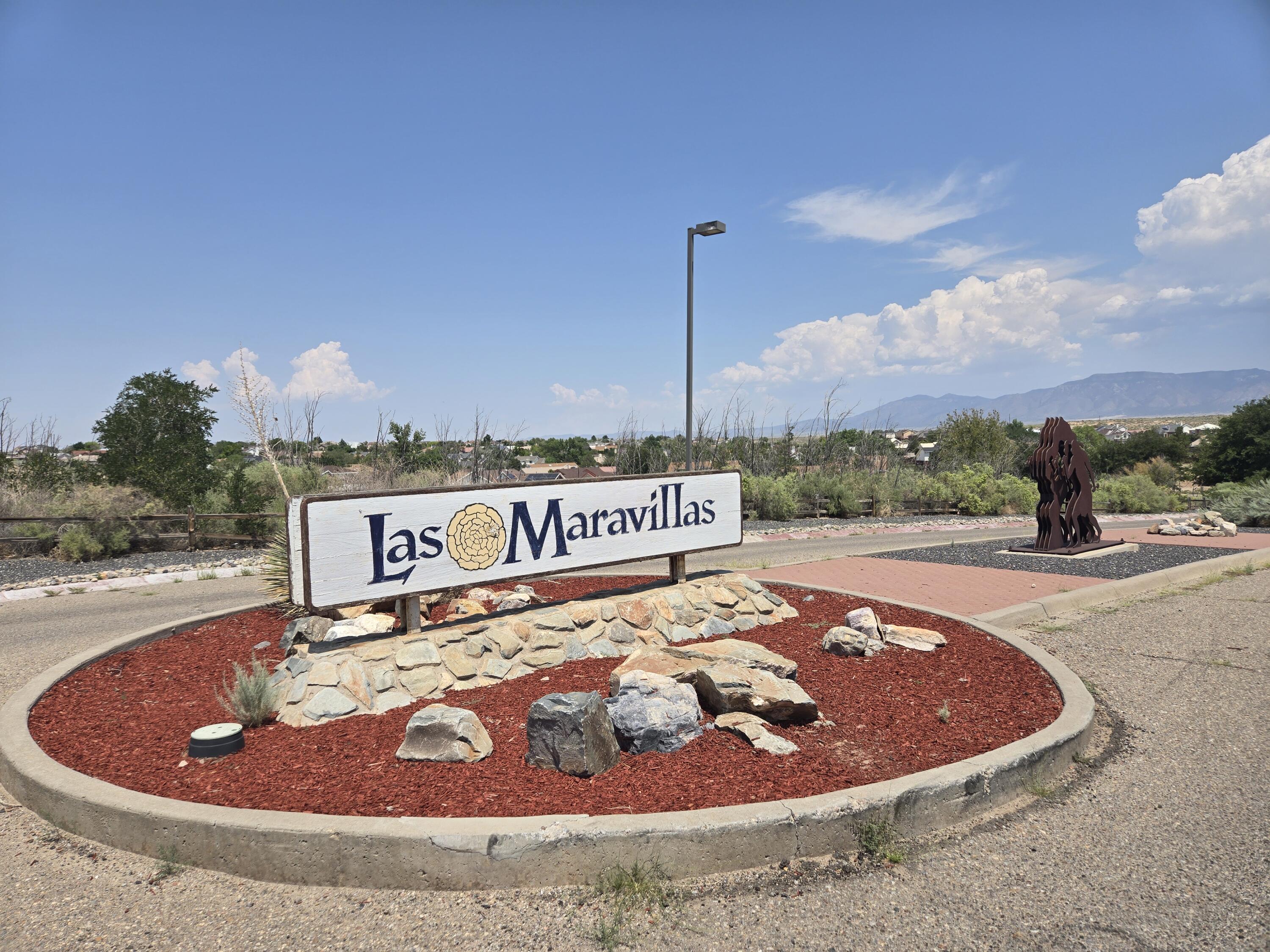 21 Juniper Avenue, Los Lunas, NM 87031