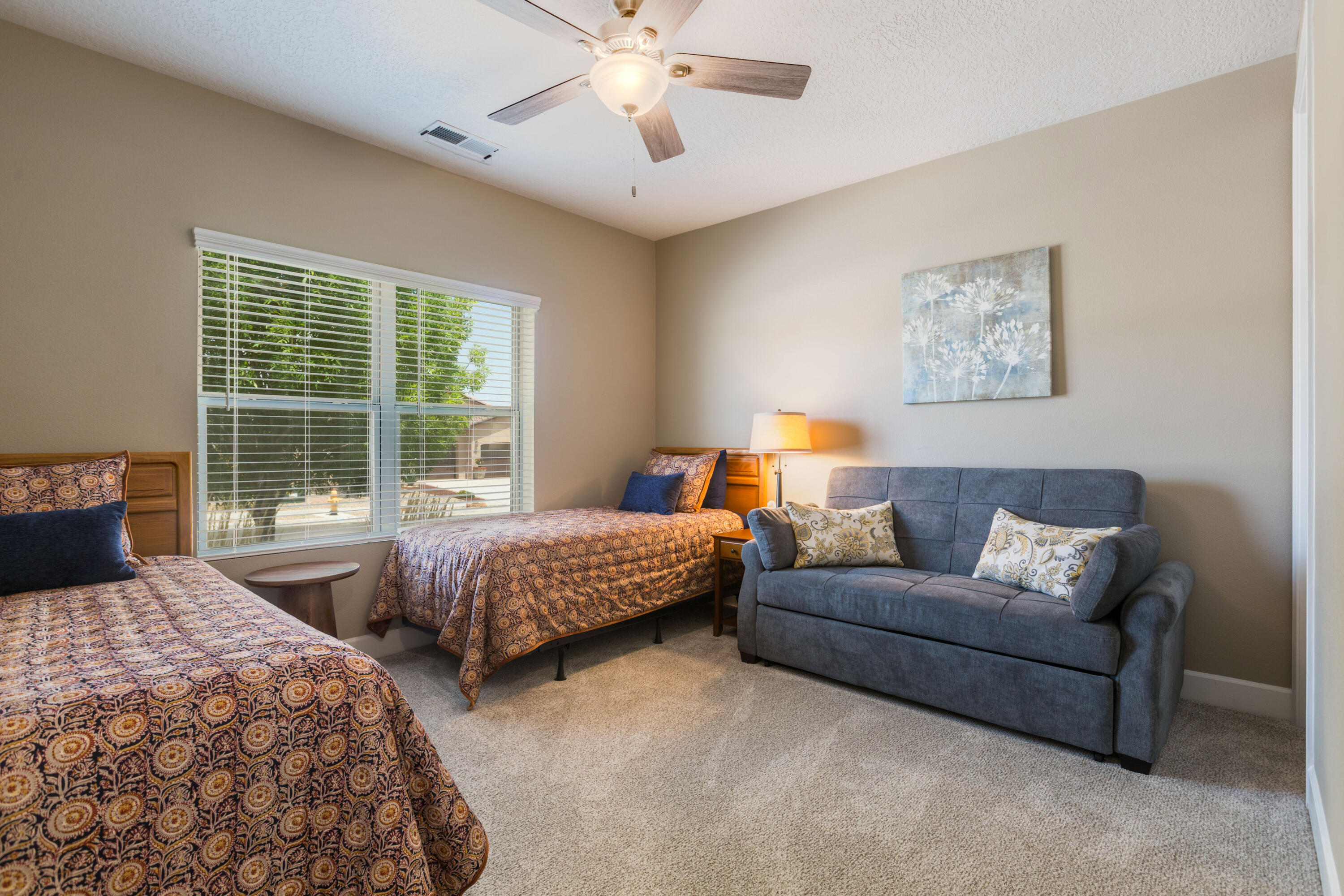 Photo 14 — 3972 Kodiak Road NE