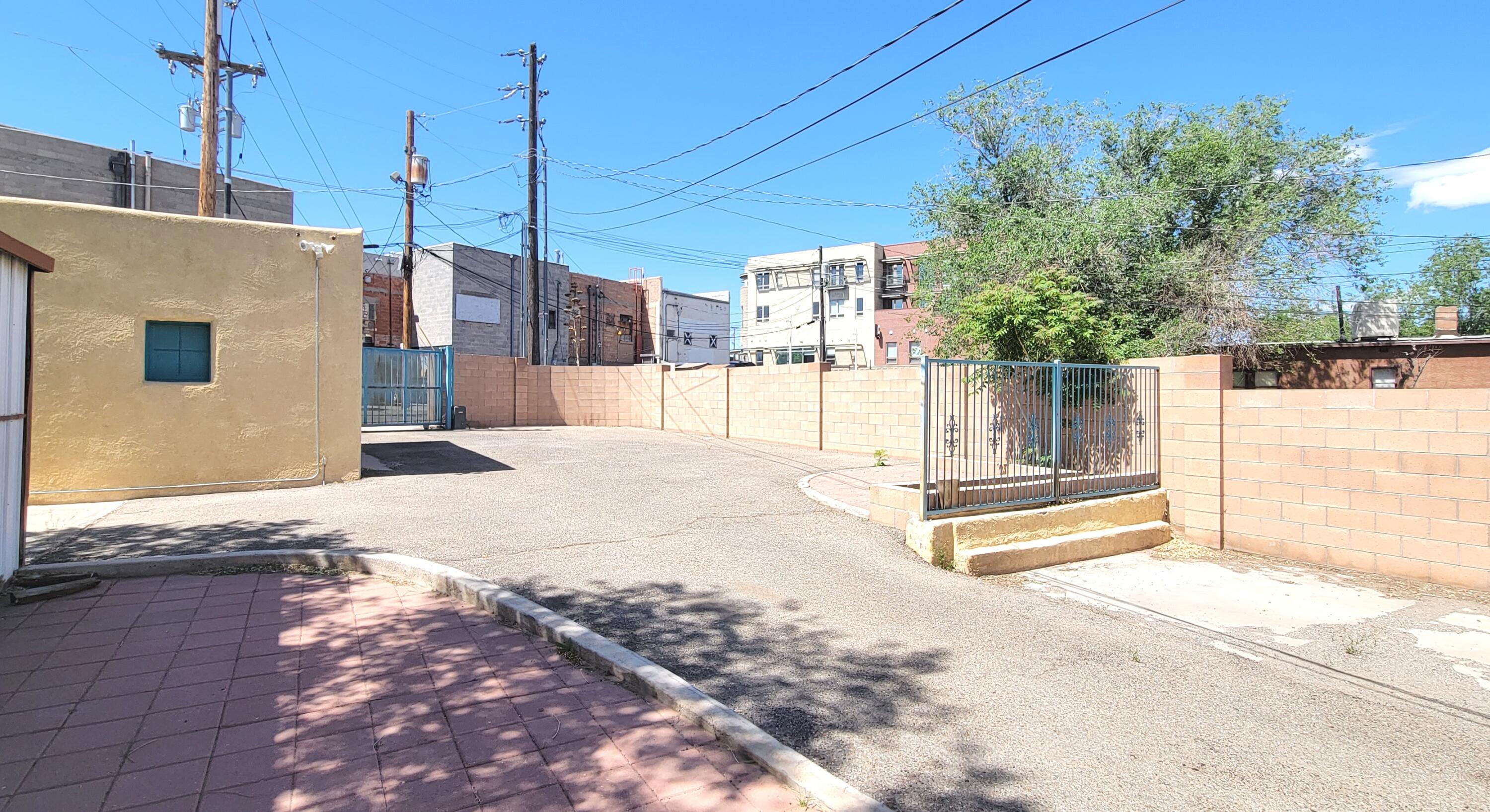 Photo 5 — 3612 Campus Boulevard NE