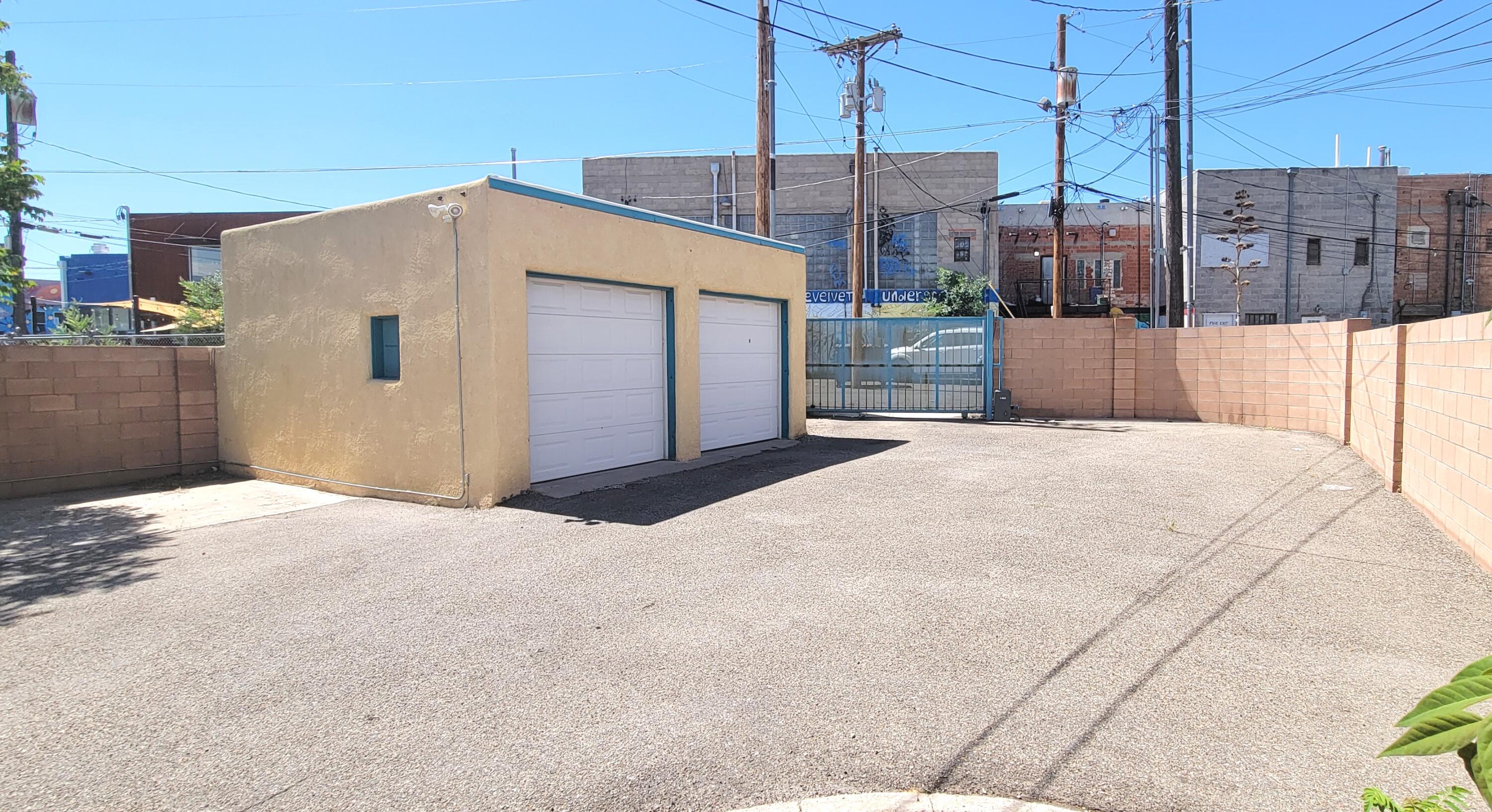 Photo 4 — 3612 Campus Boulevard NE