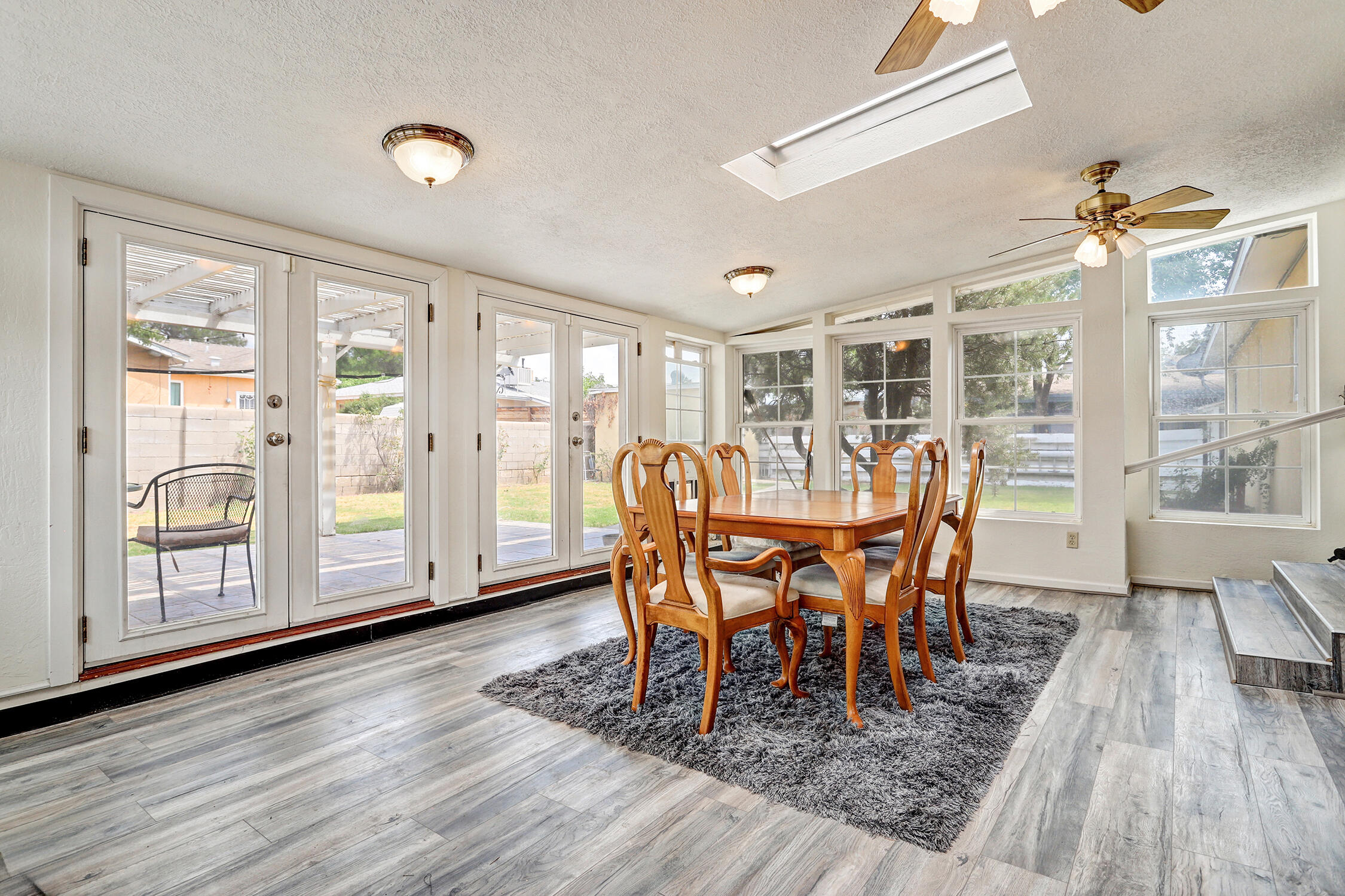 Photo 13 — 2812 Cardenas Drive NE