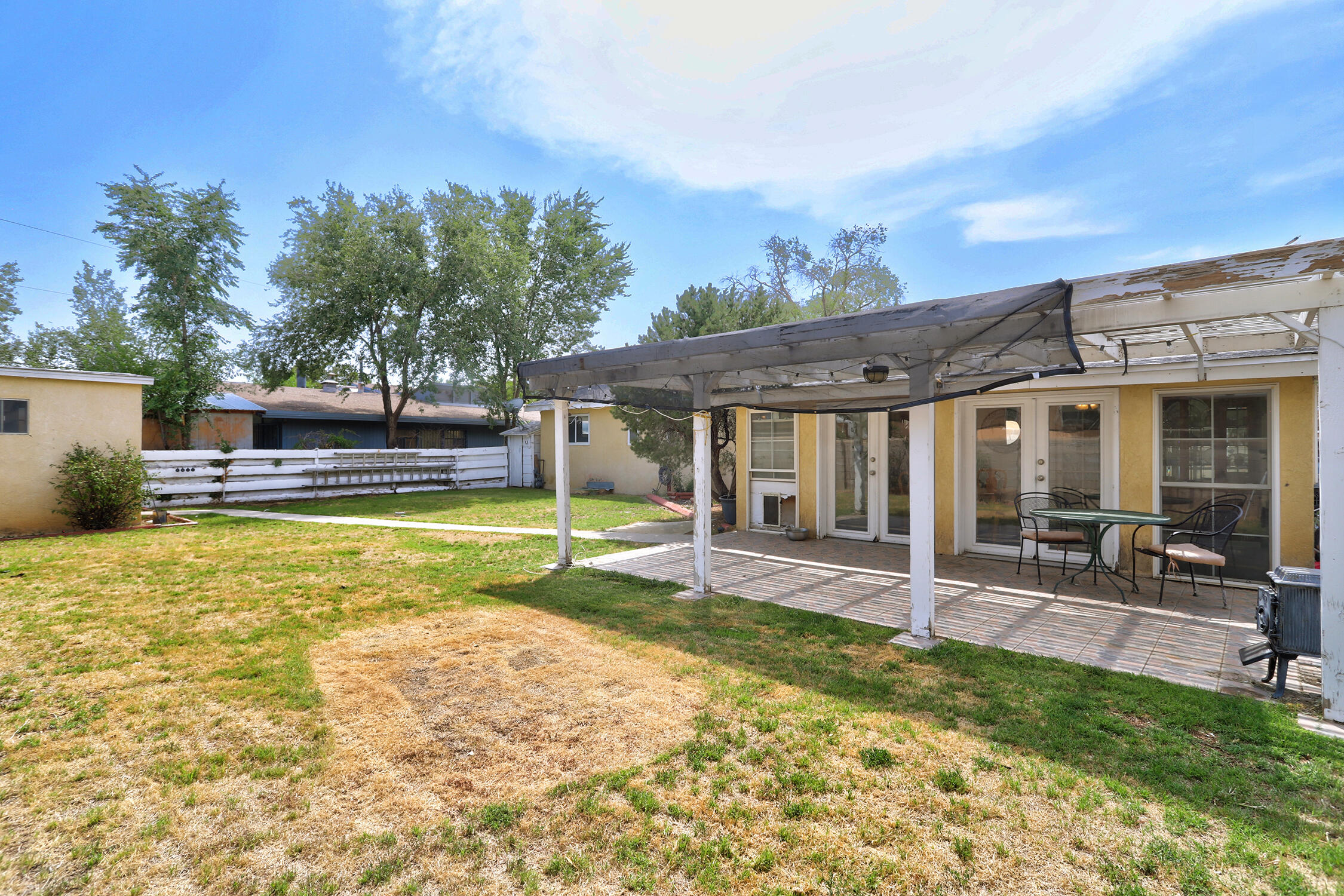 Photo 3 — 2812 Cardenas Drive NE