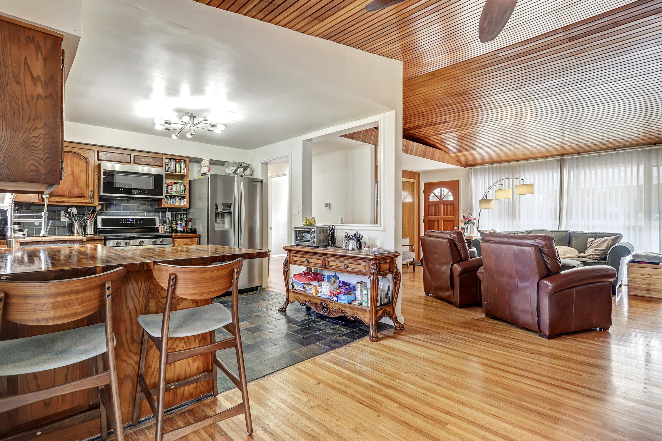 Photo 19 — 2812 Cardenas Drive NE