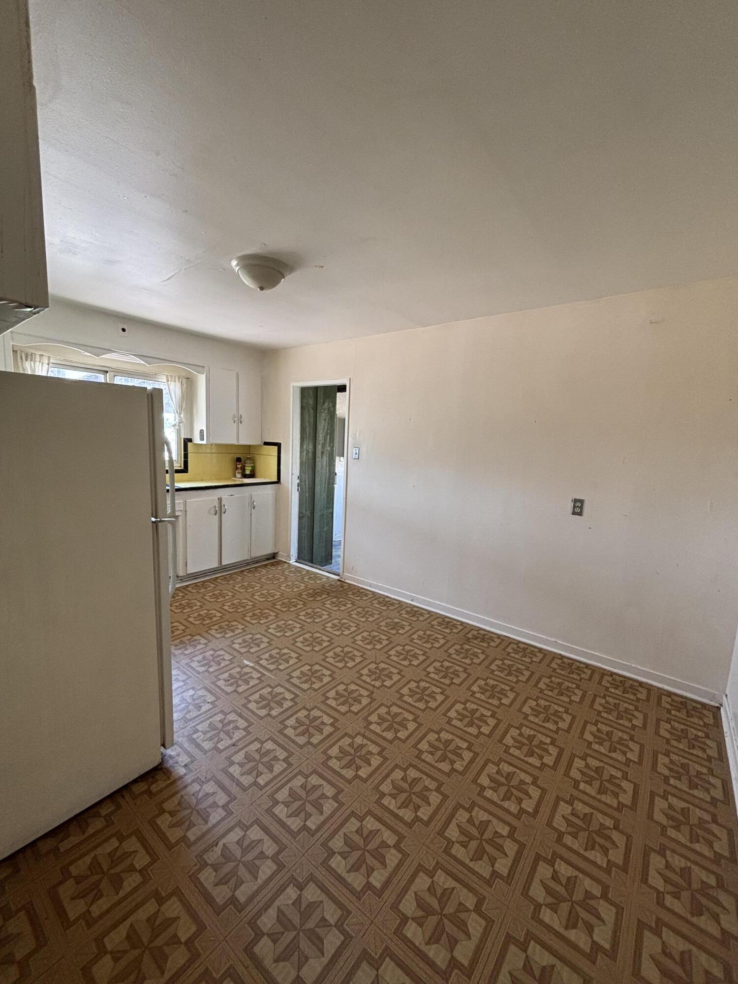 Photo 14 — 3017 Solano Drive NE