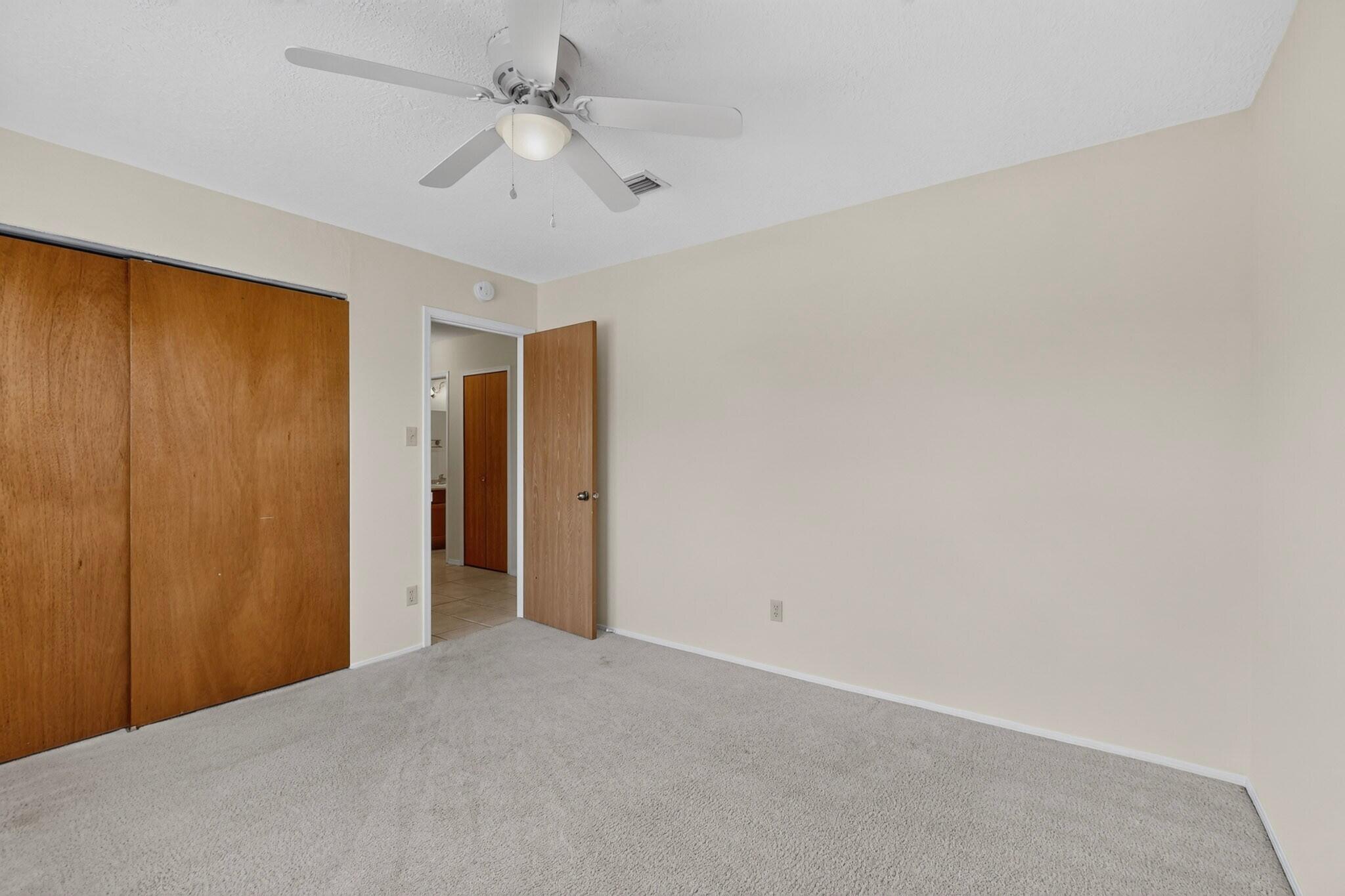 Photo 10 — 6058 Cottontail Road NE