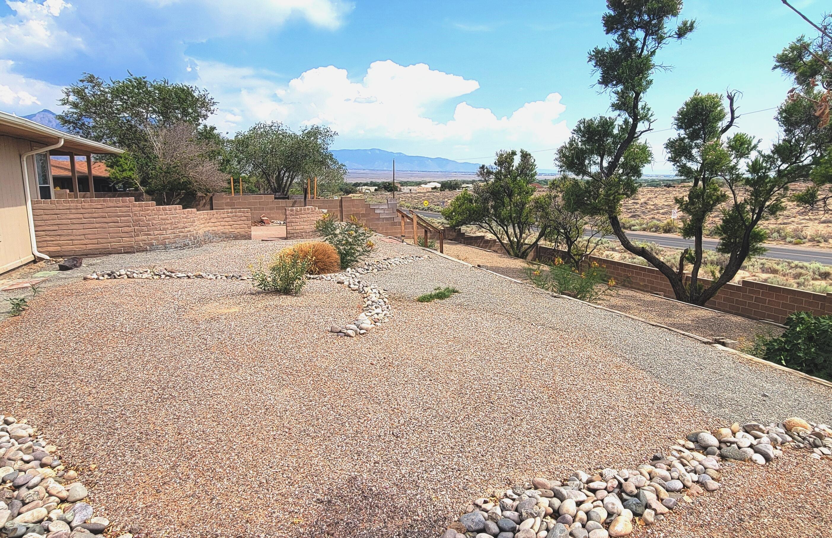 Photo 2 — 6058 Cottontail Road NE