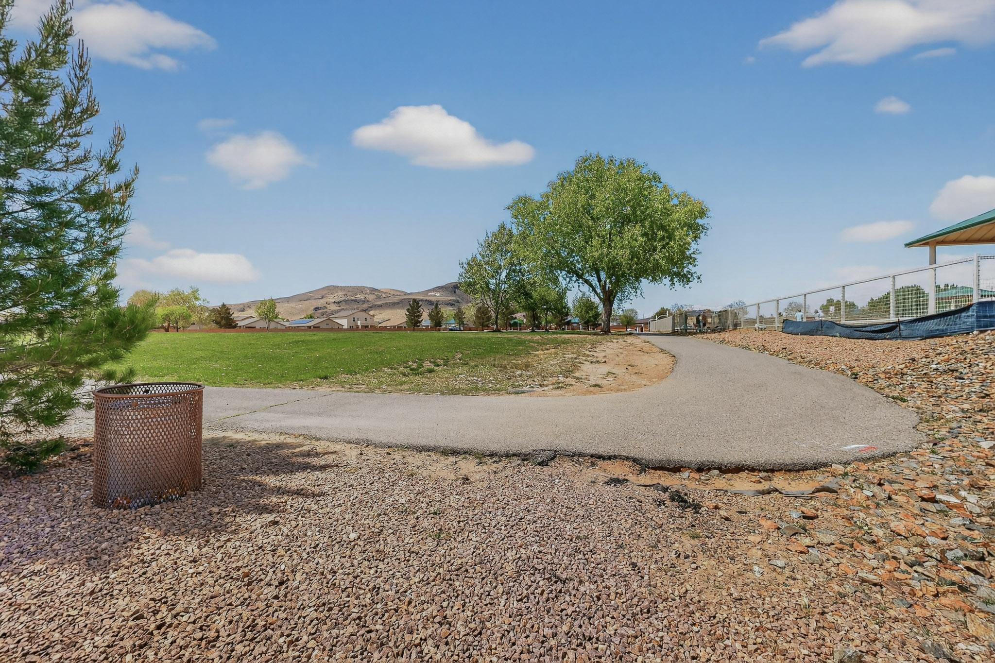 Photo 10 — 410 W Hicks Drive SW