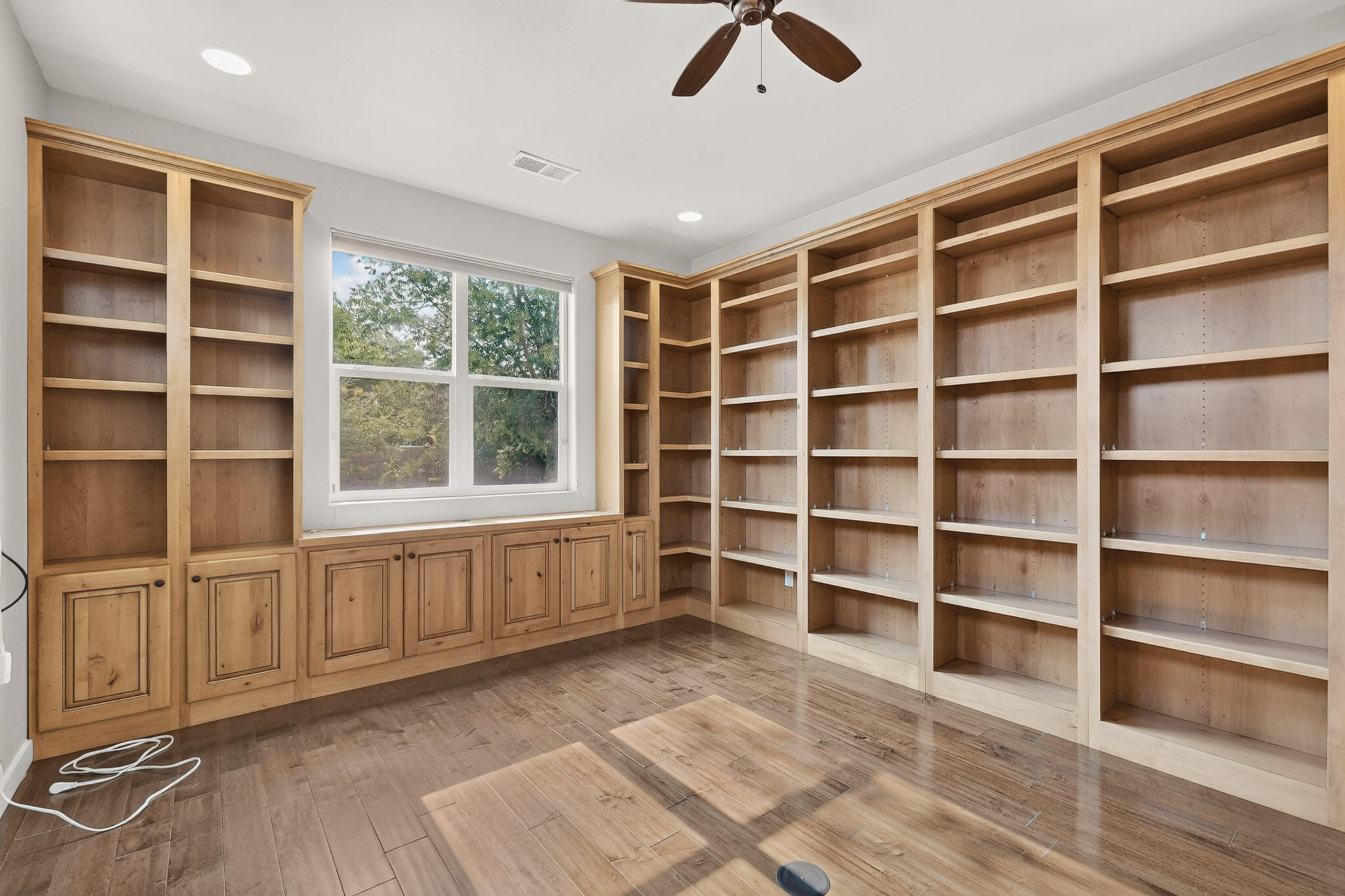 Photo 16 — 632 Bosque Verde Lane NW
